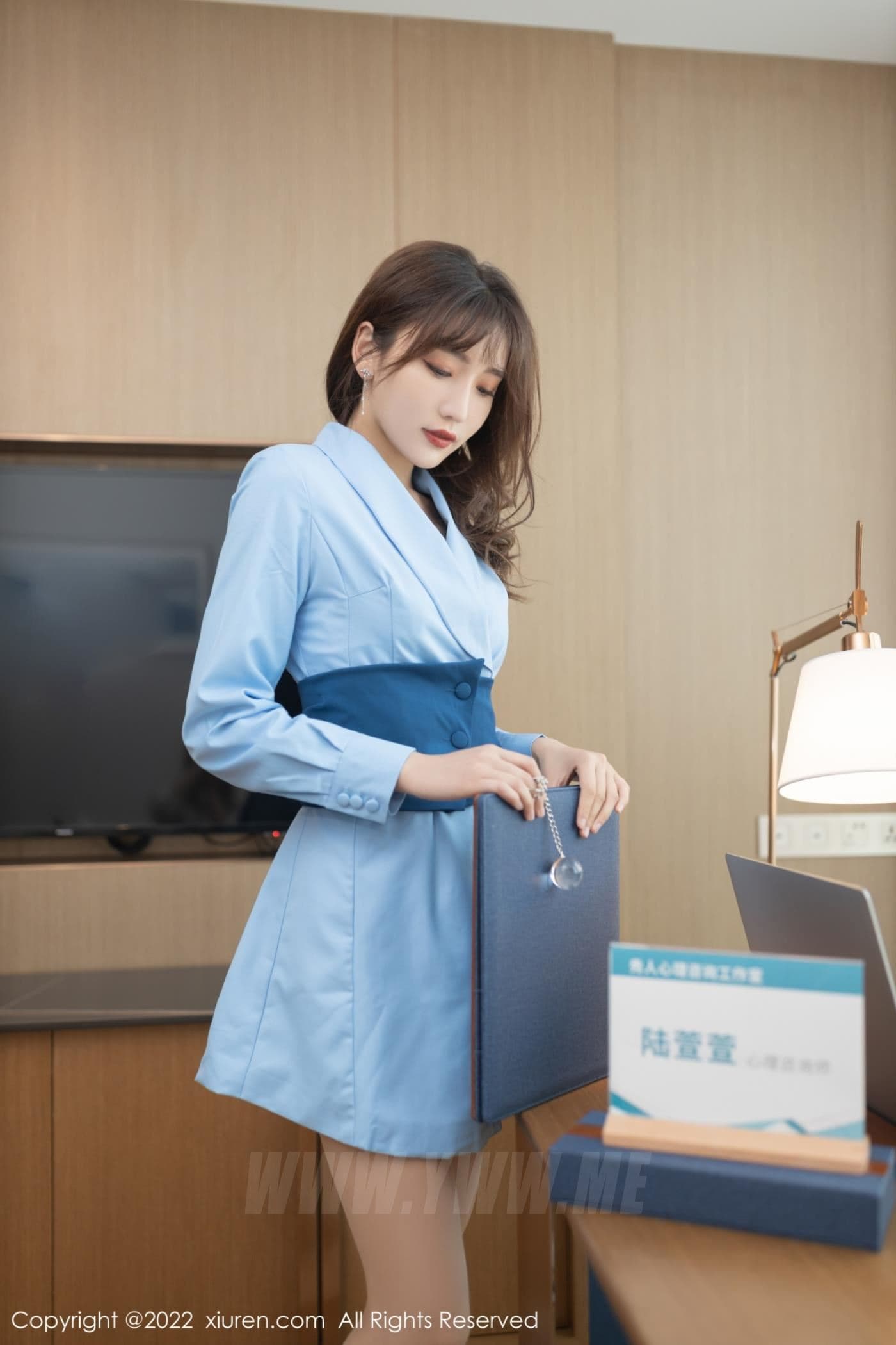 XiuRen秀人网 No.4461 陆萱萱 性感美腿