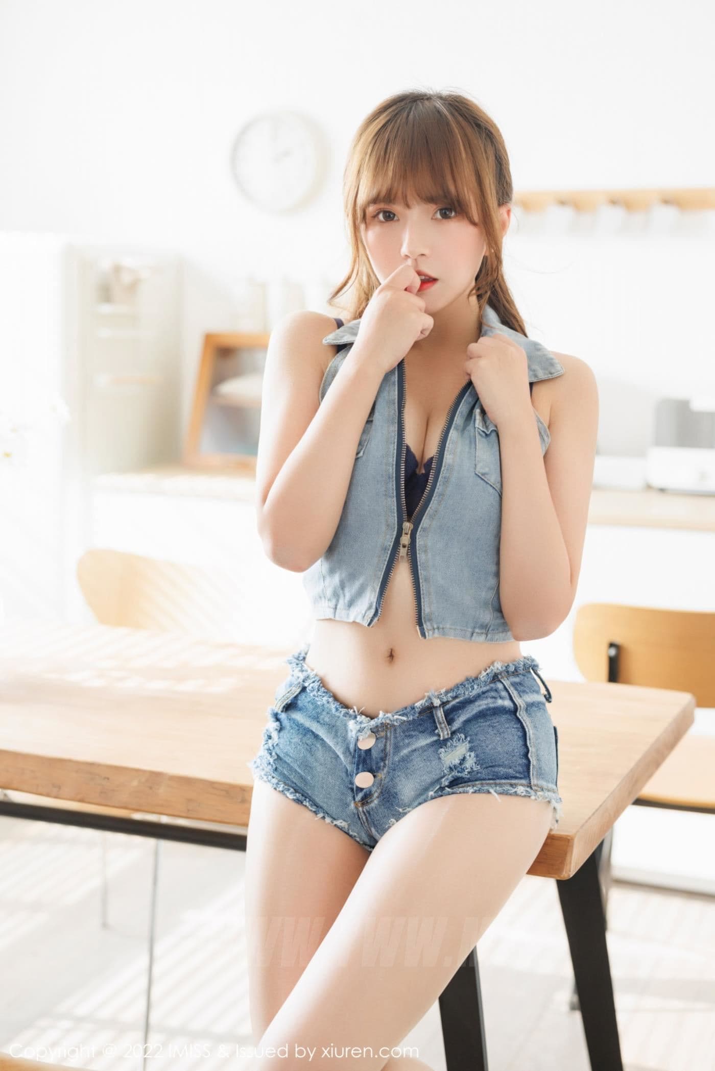 IMISS爱蜜社 VOL.651 张思允Nice 甜美清纯