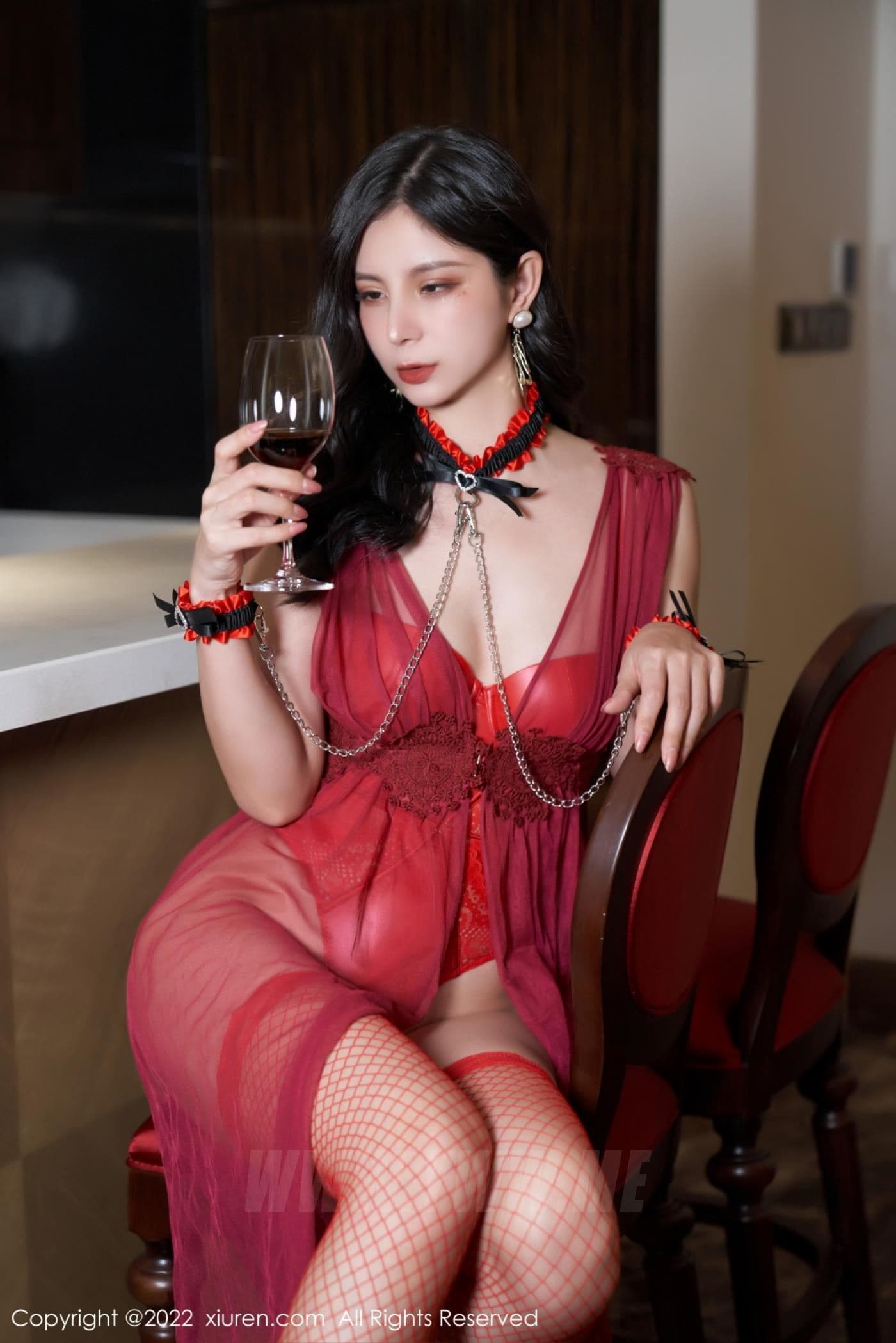 XiuRen秀人网 No.4537 小蛮妖Yummy 情趣制服
