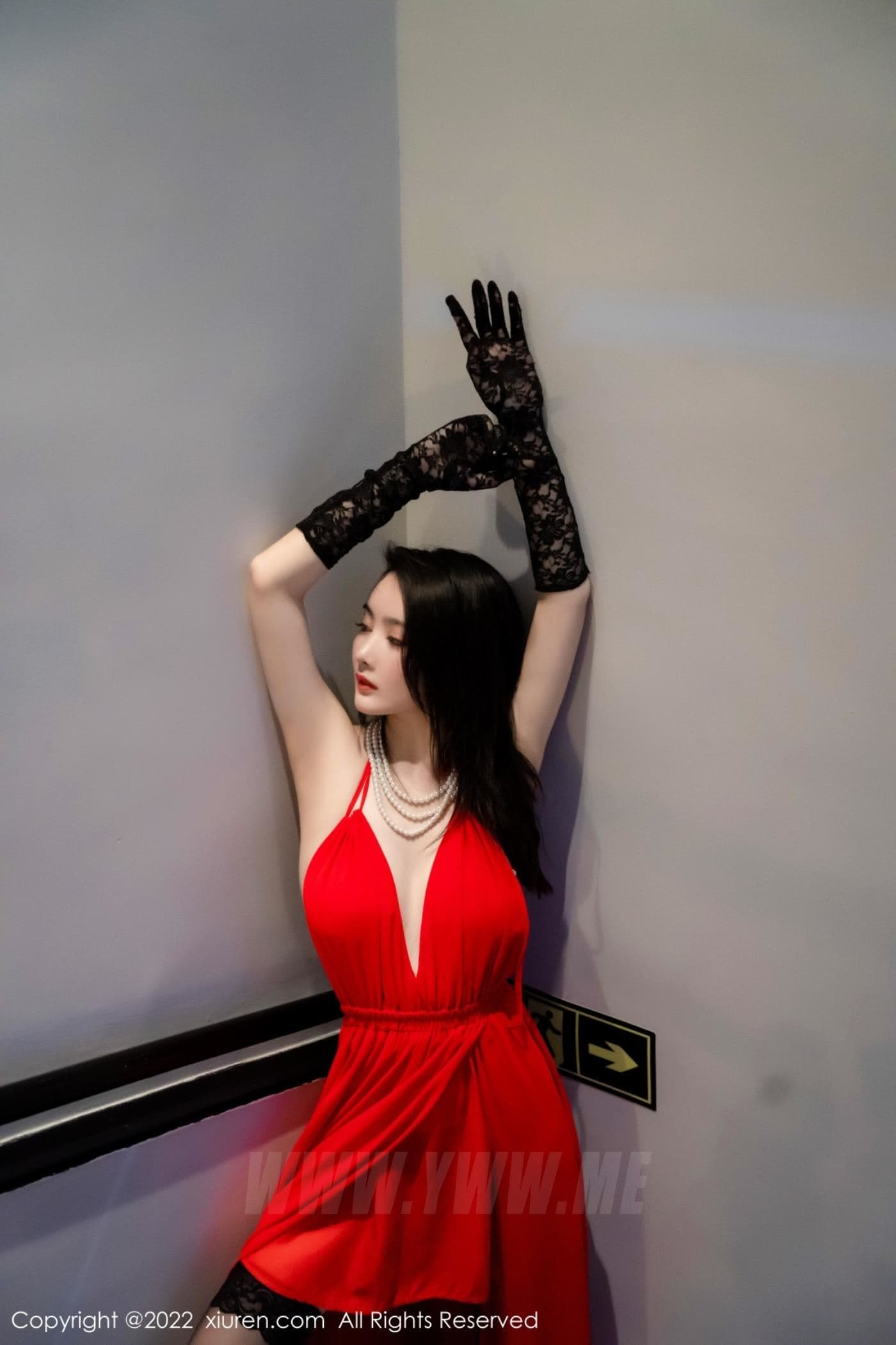 XiuRen秀人网 No.4571 summer宝宝 美腿黑丝