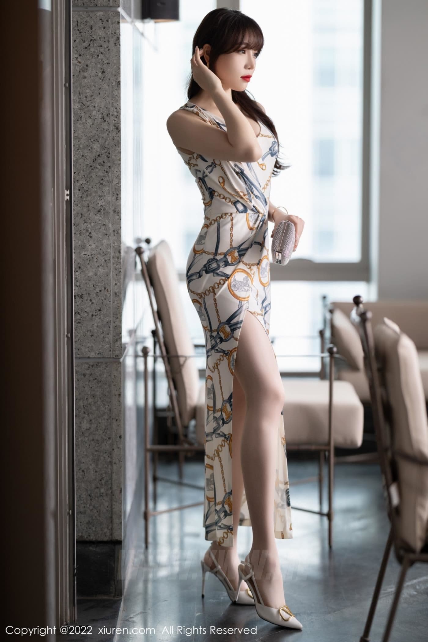 XiuRen秀人网 No.4777 芝芝Booty 美腿丝袜