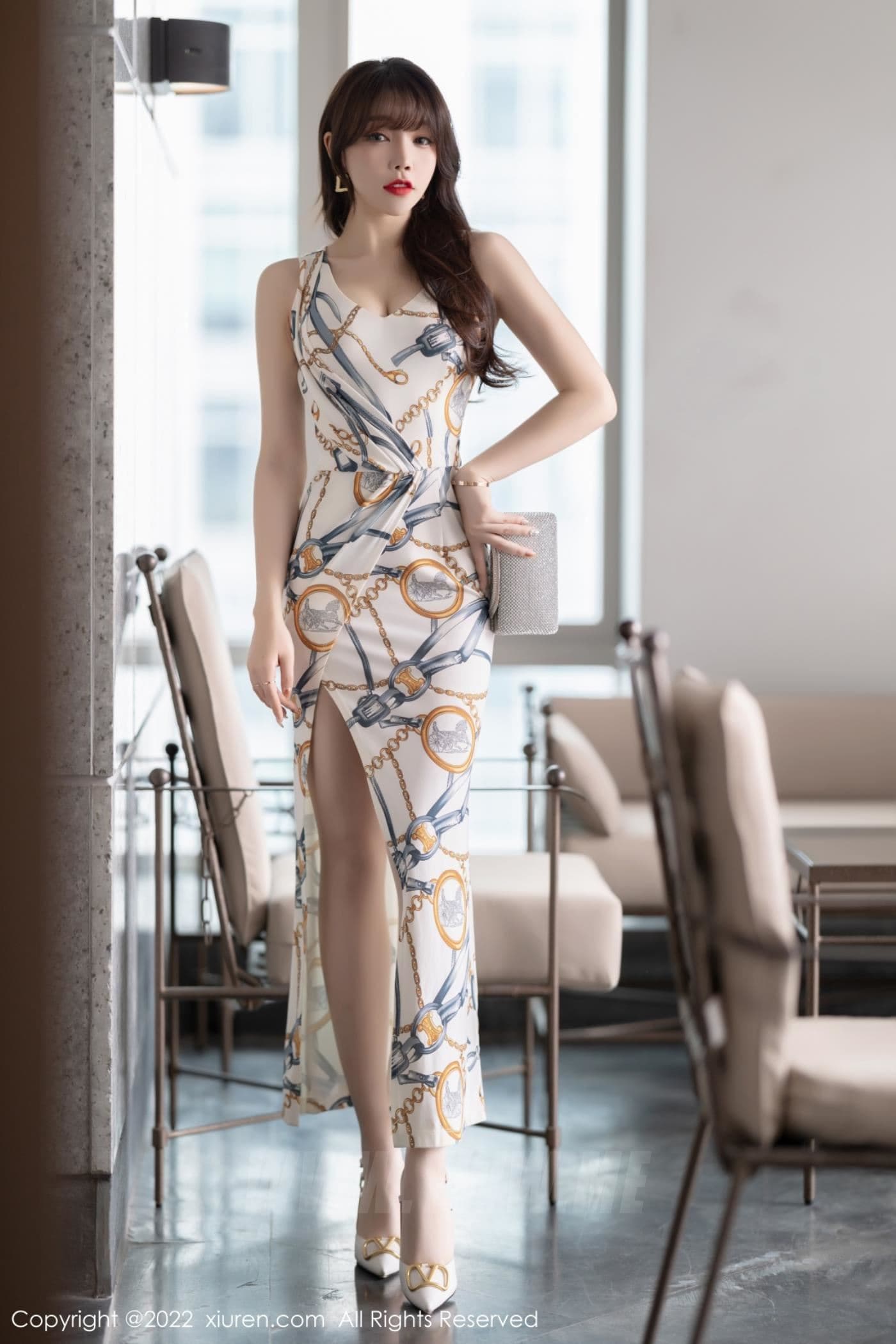 XiuRen秀人网 No.4777 芝芝Booty 美腿丝袜
