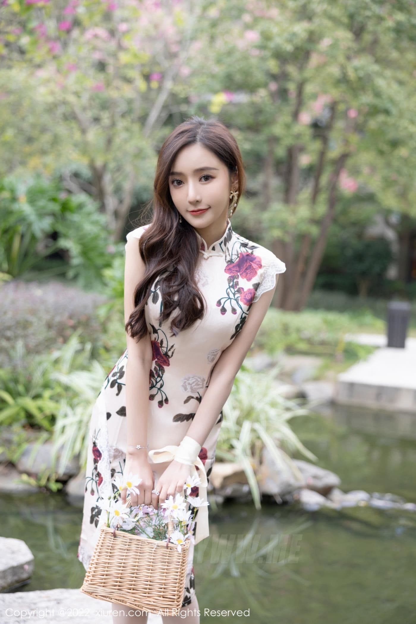 XiuRen秀人网 No.4688 王馨瑶yanni 美腿丝袜