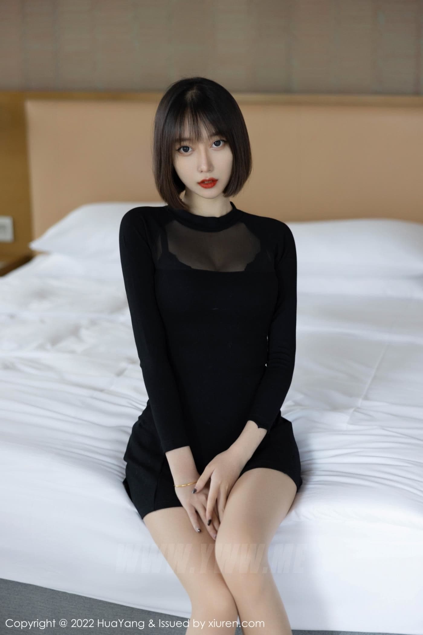 HuaYang花漾 VOL.491 玥儿玥er 丝袜美腿