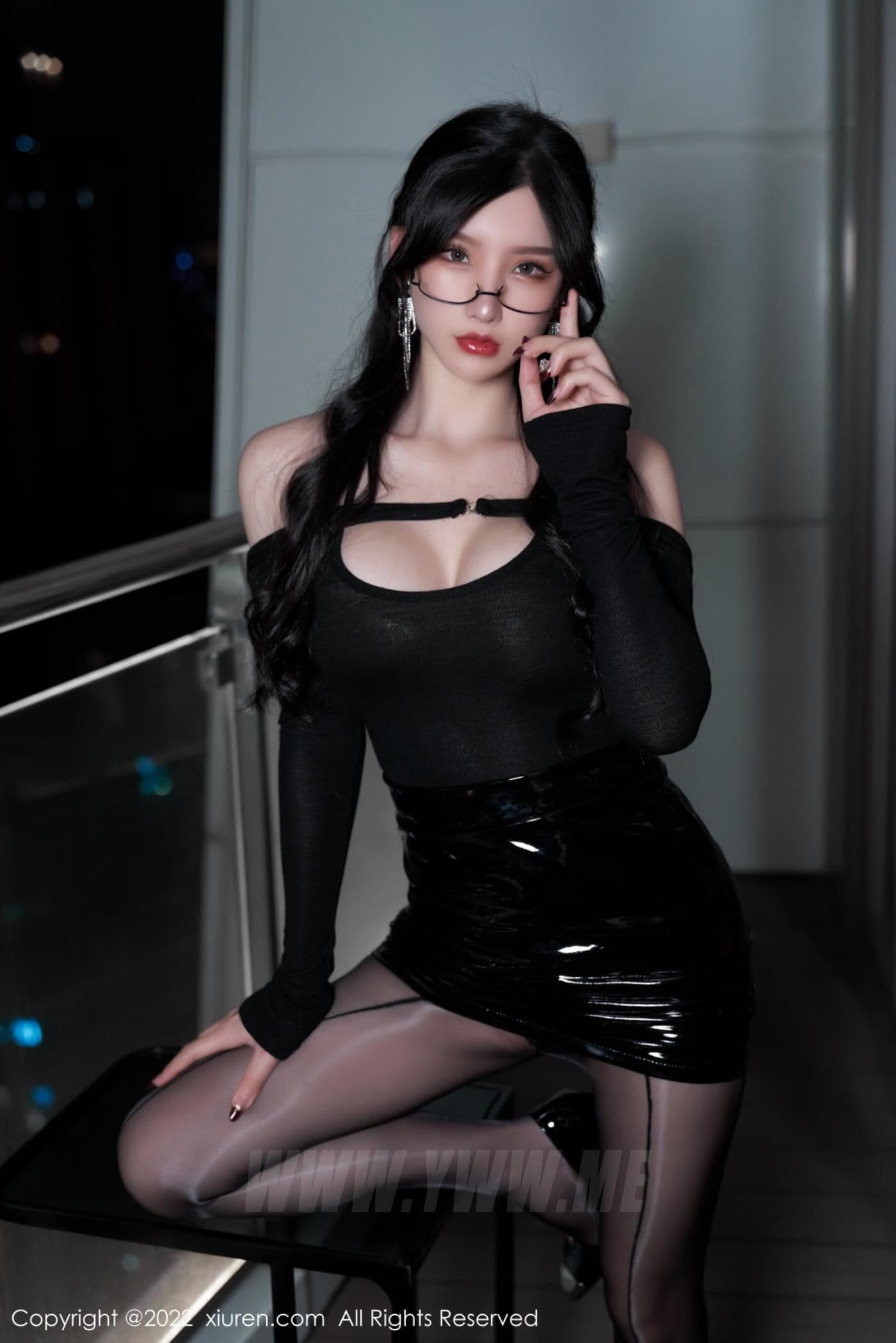 XiuRen秀人网 No.4843 周于希Sally 黑丝美臀