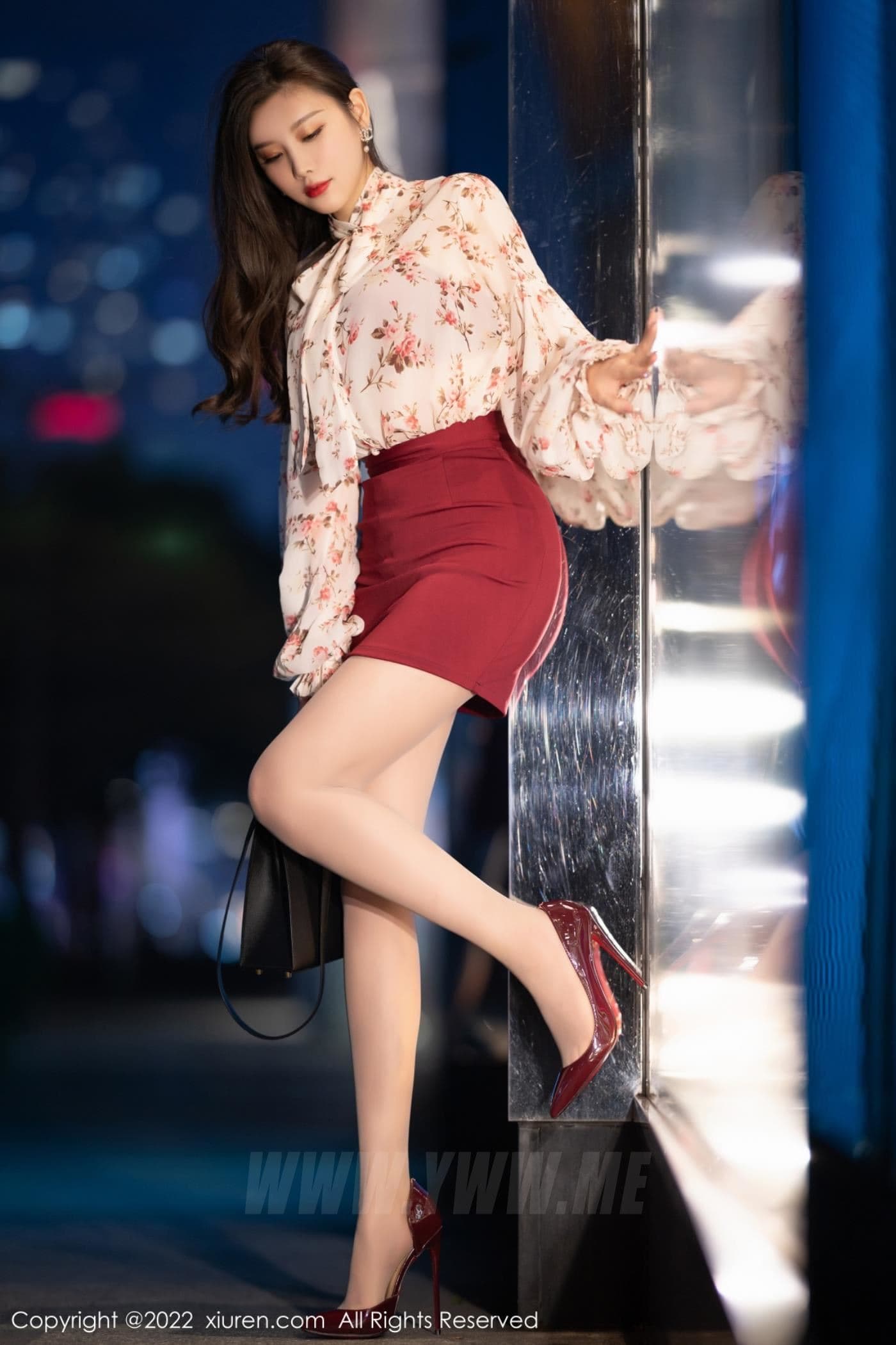 XiuRen秀人网 No.4892 杨晨晨Yome 丝袜美腿