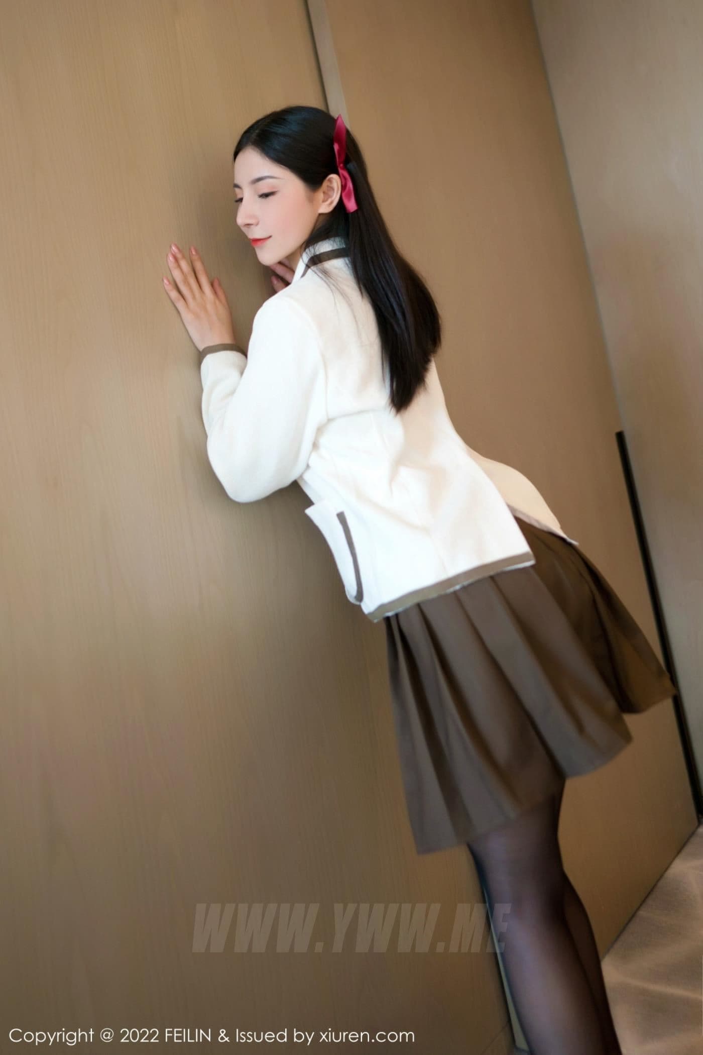FEILIN嗲囡囡 VOL.442 小蛮妖Yummy 黑丝美臀