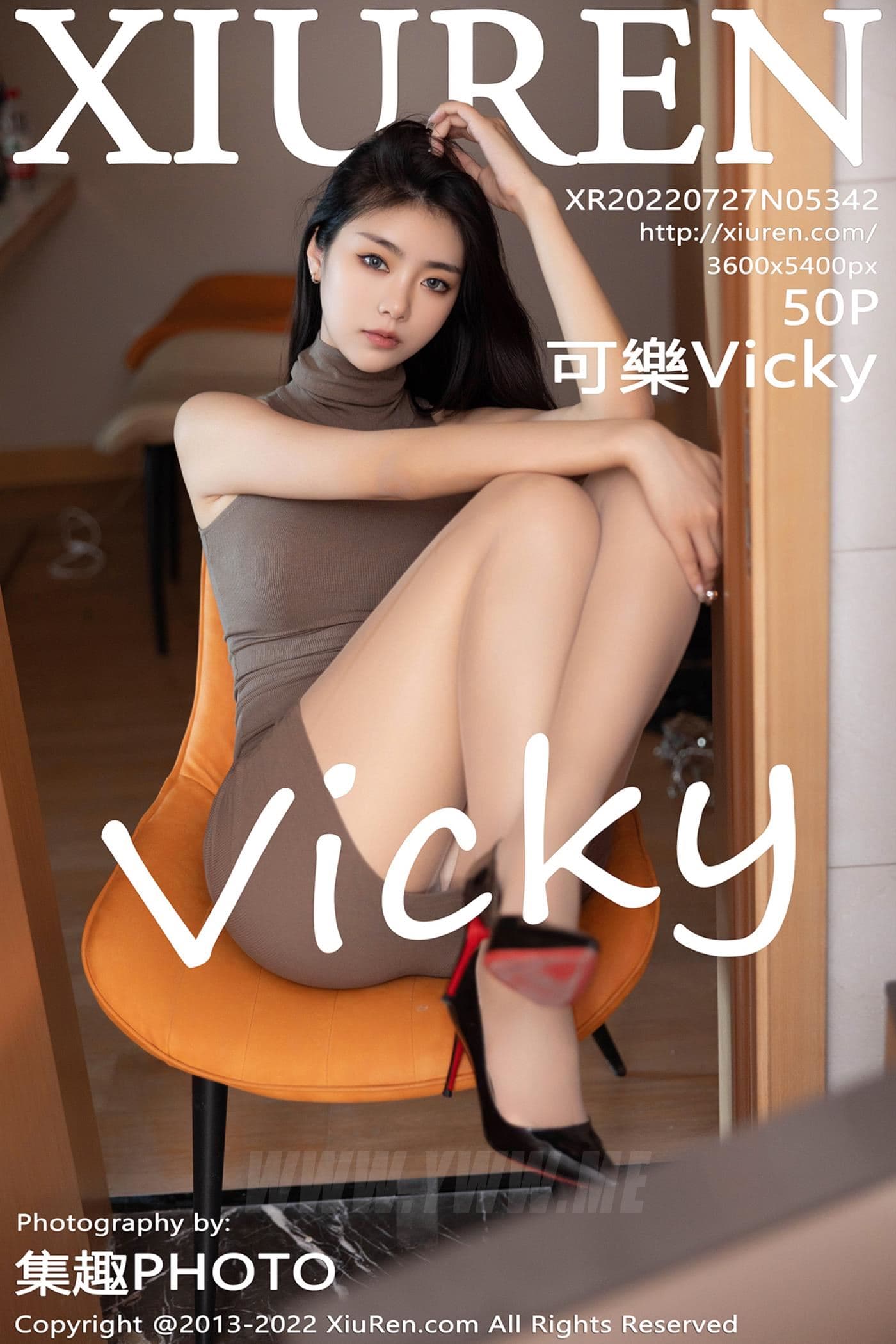 XiuRen秀人网 No.5342 可樂Vicky 丝袜美臀
