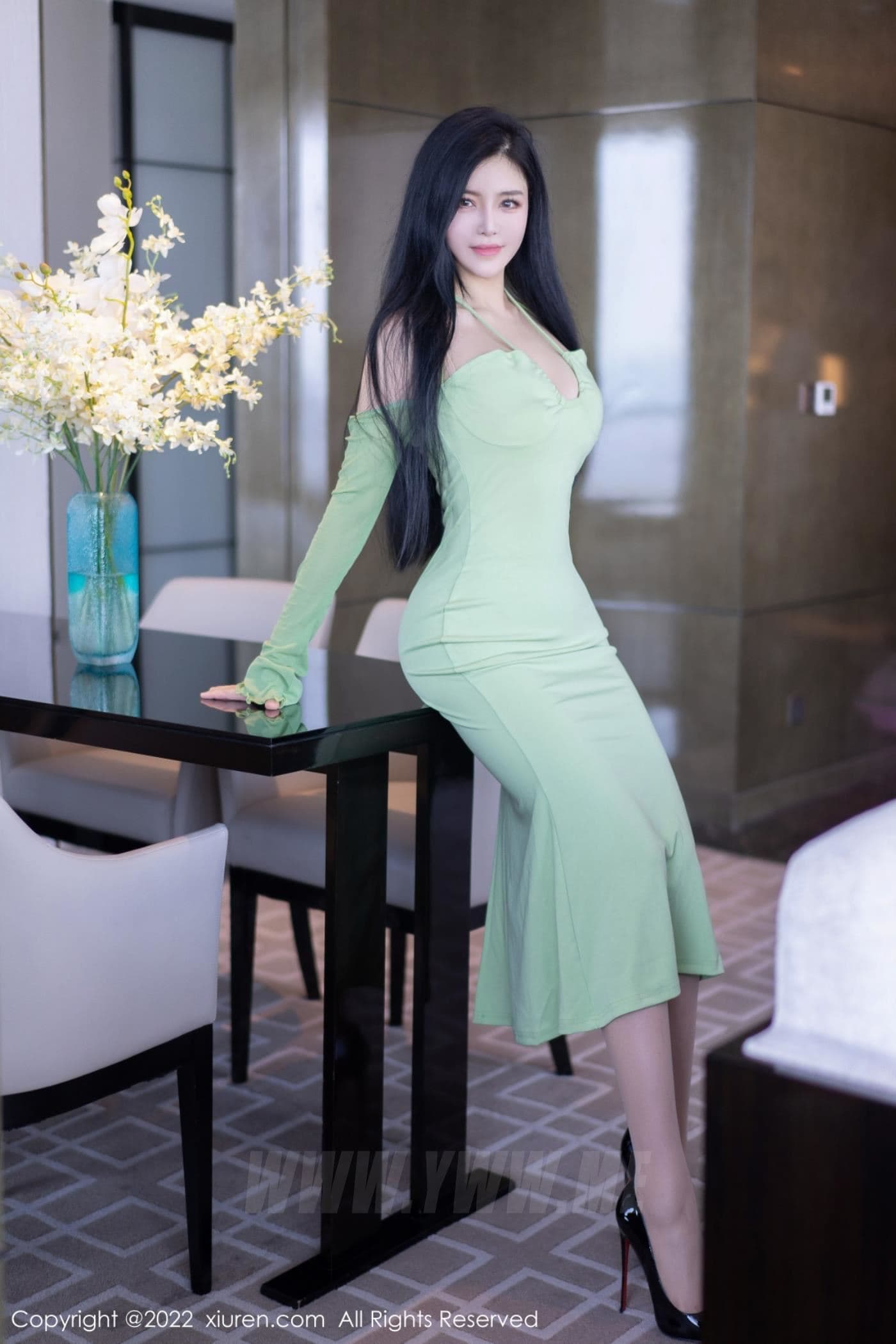 XiuRen秀人网 No.5357 刘钰儿 美臀丝袜