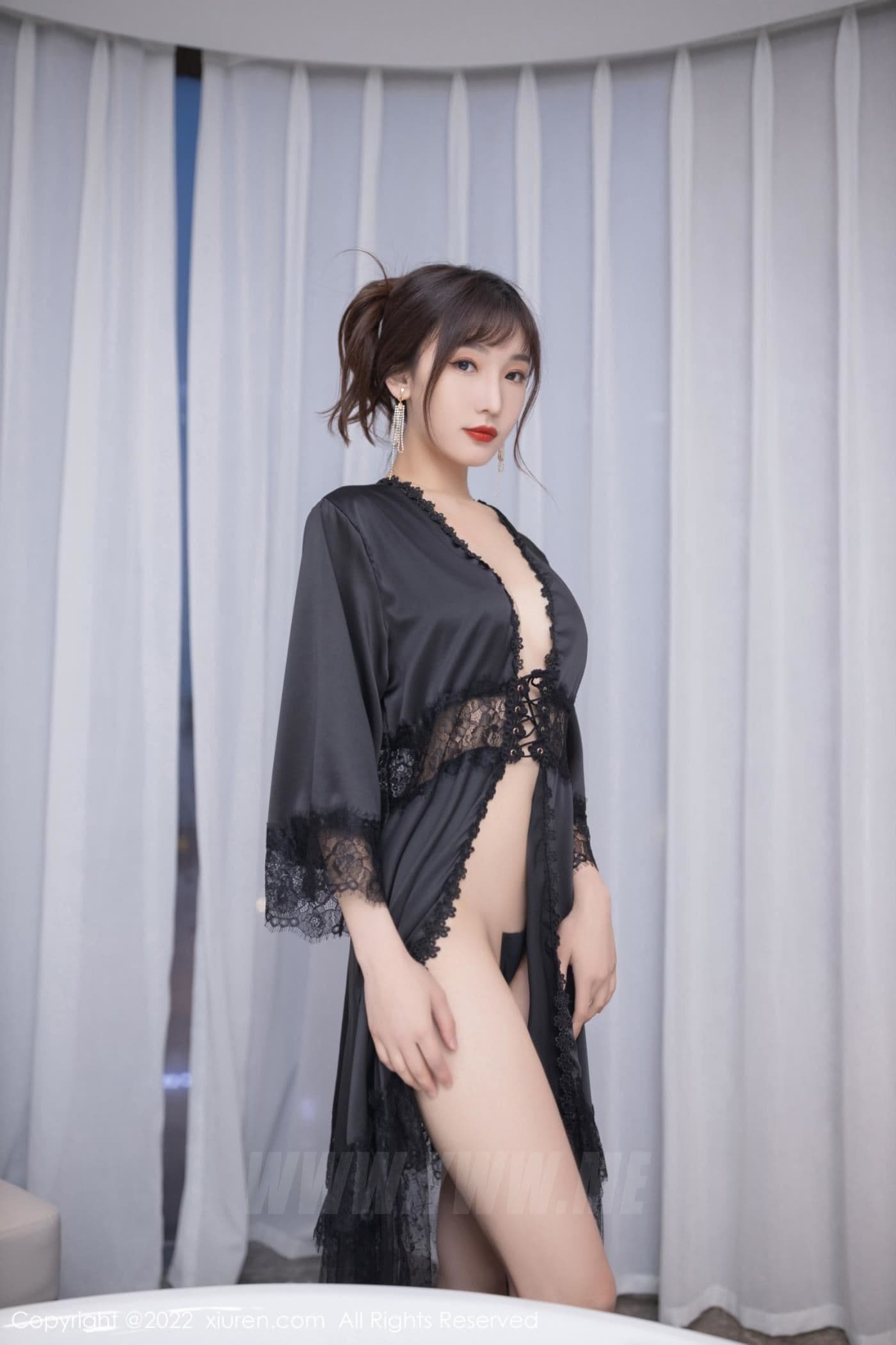 XiuRen秀人网 No.5389 陆萱萱 美腿美臀