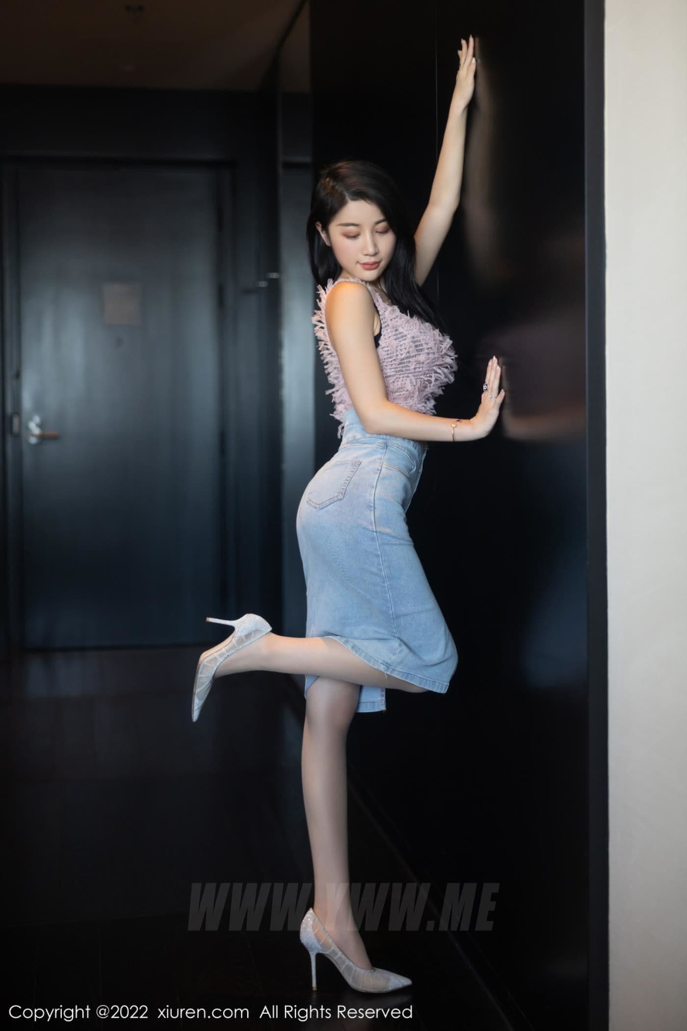 XiuRen秀人网 No.5489 美七Mia 西双版纳旅拍