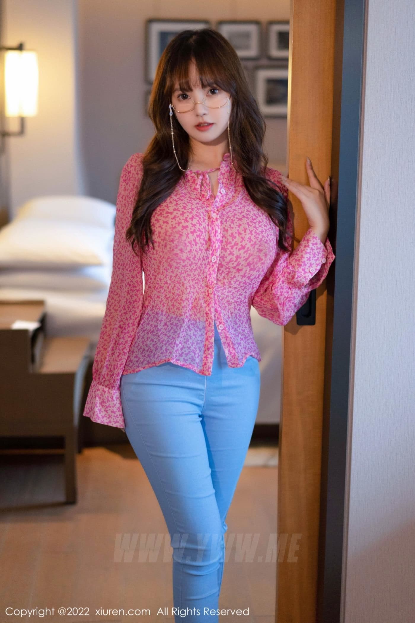 XiuRen秀人网 No.5488 张思允Nice 牛仔裤美腿