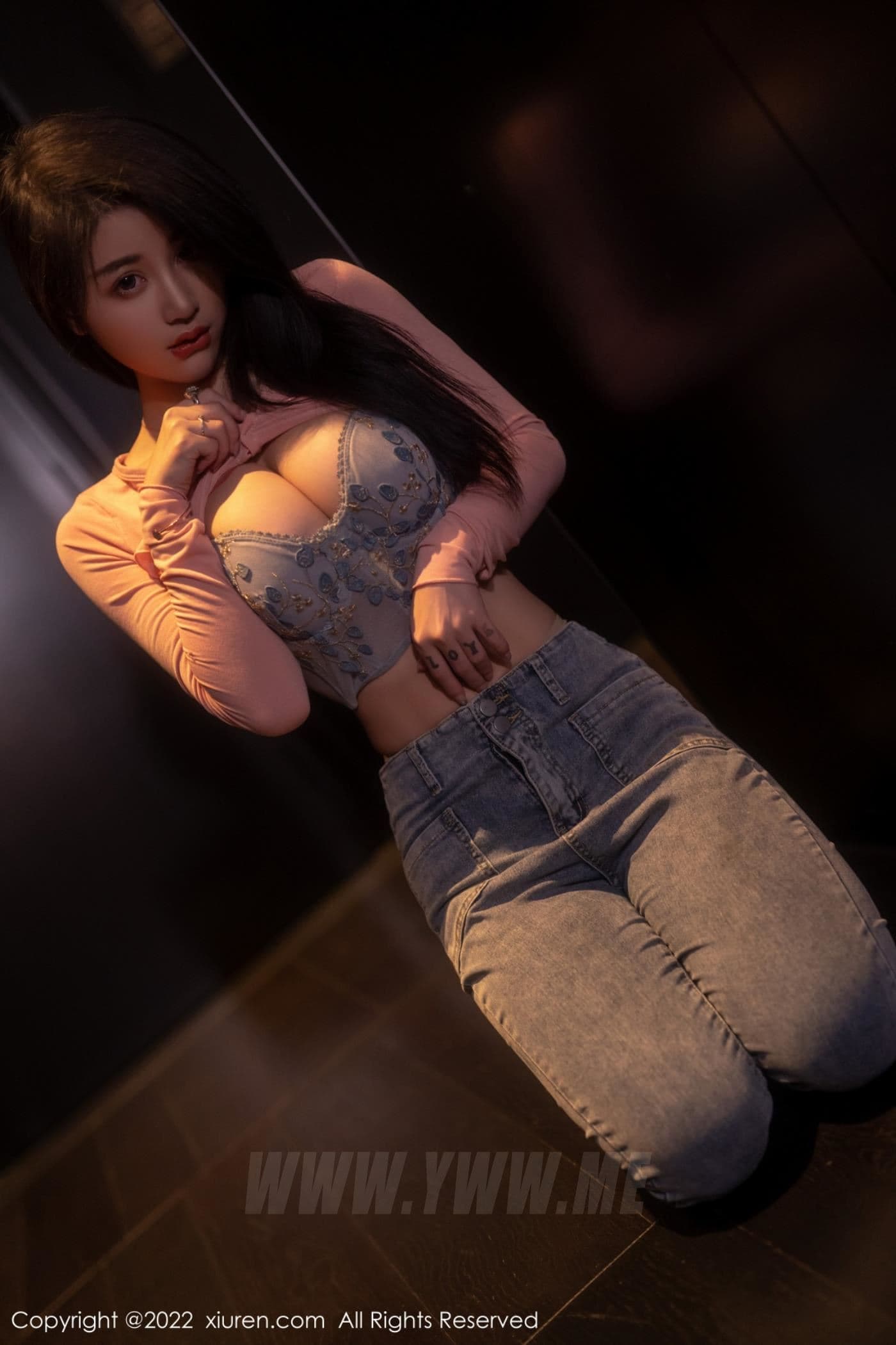 XiuRen秀人网 No.5506 美七Mia 西双版纳旅拍