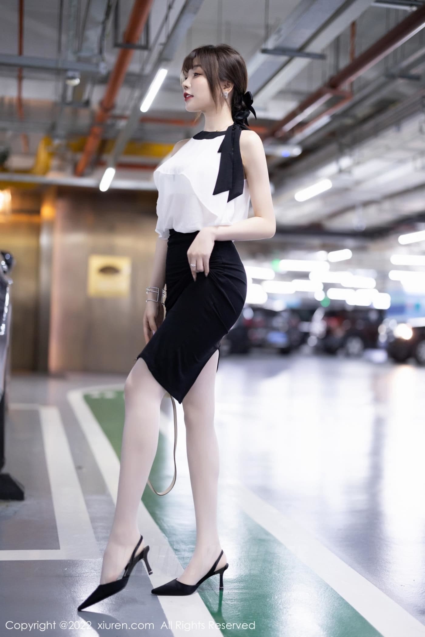 XiuRen秀人网 No.5500 徐莉芝Booty 丝袜美腿