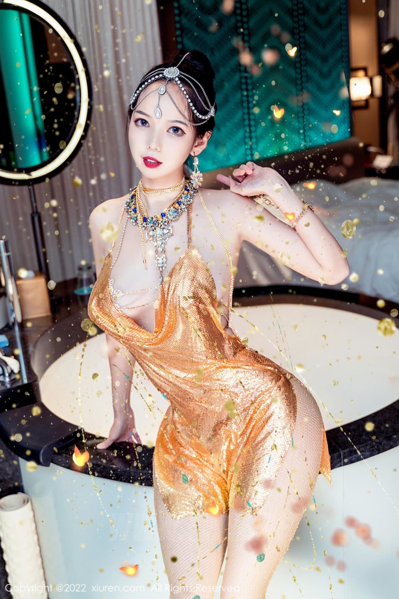 XiuRen秀人网 No.5559 大美妞儿 美腿丰腴