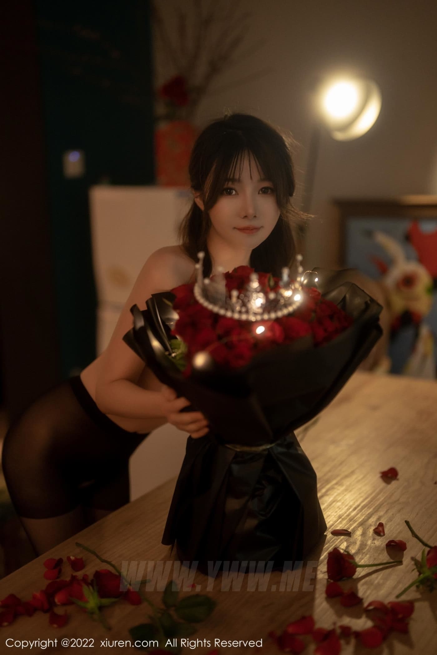 XiuRen秀人网 No.5552 婠婠么 黑丝美腿