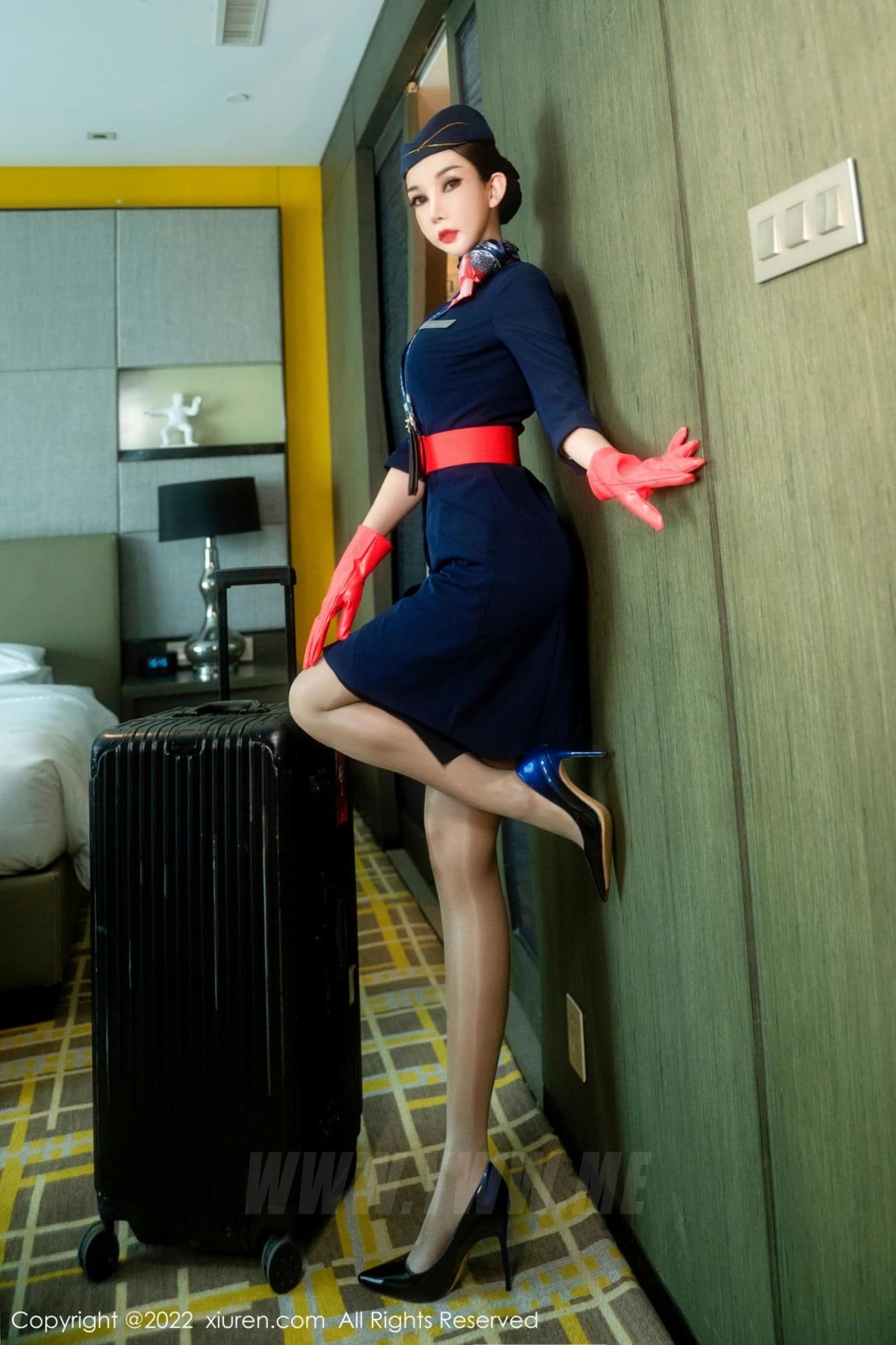 XiuRen秀人网 No.5609 陈怡曼 制服美腿