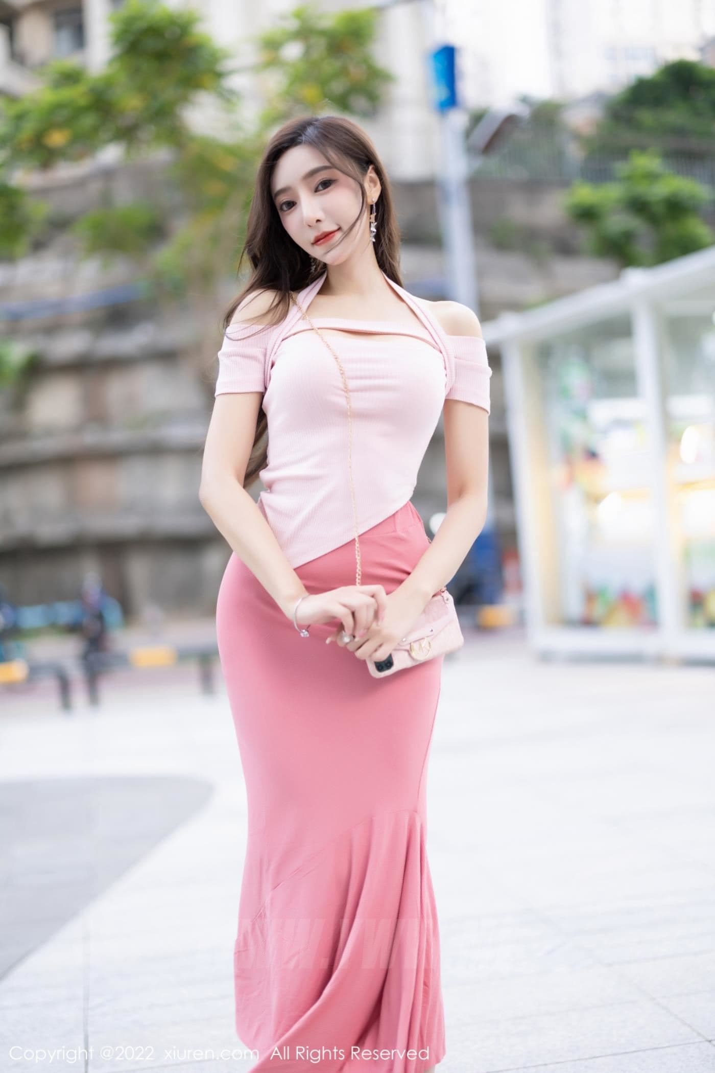 XiuRen秀人网 No.5601 王馨瑶yanni 比基尼美腿