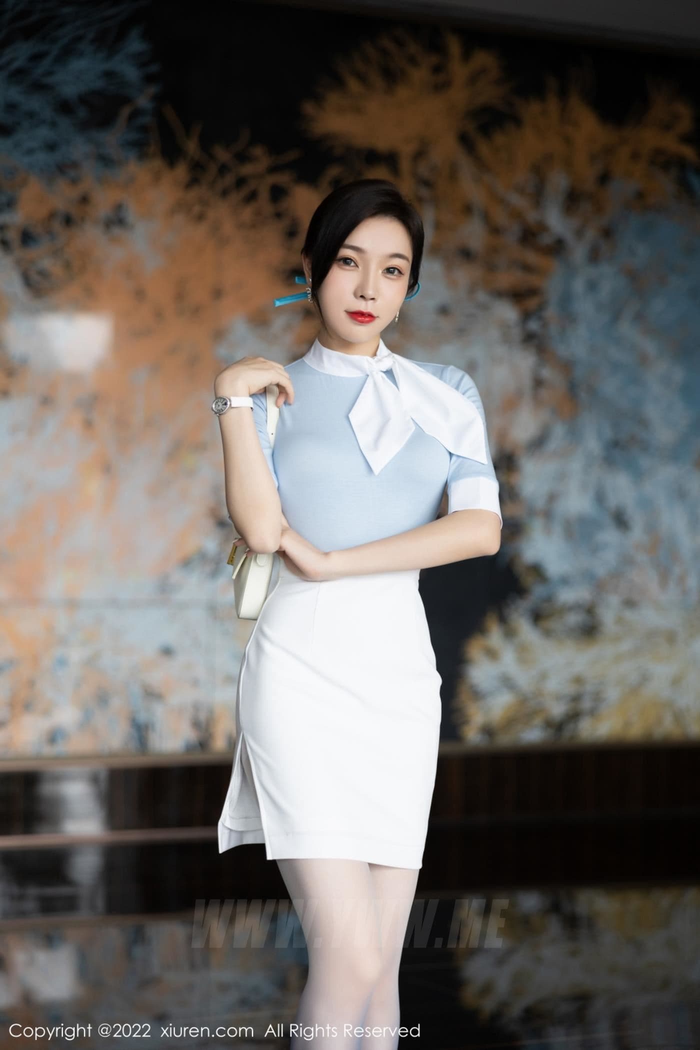 XiuRen秀人网 No.5643 徐莉芝Booty 短裙美腿