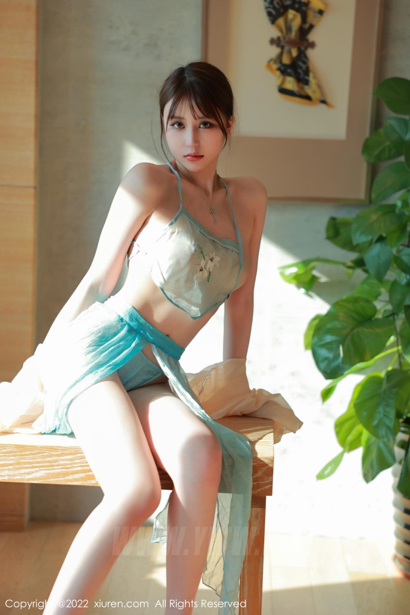 XiuRen秀人网 No.5679 tina_甜仔 香格里拉旅拍