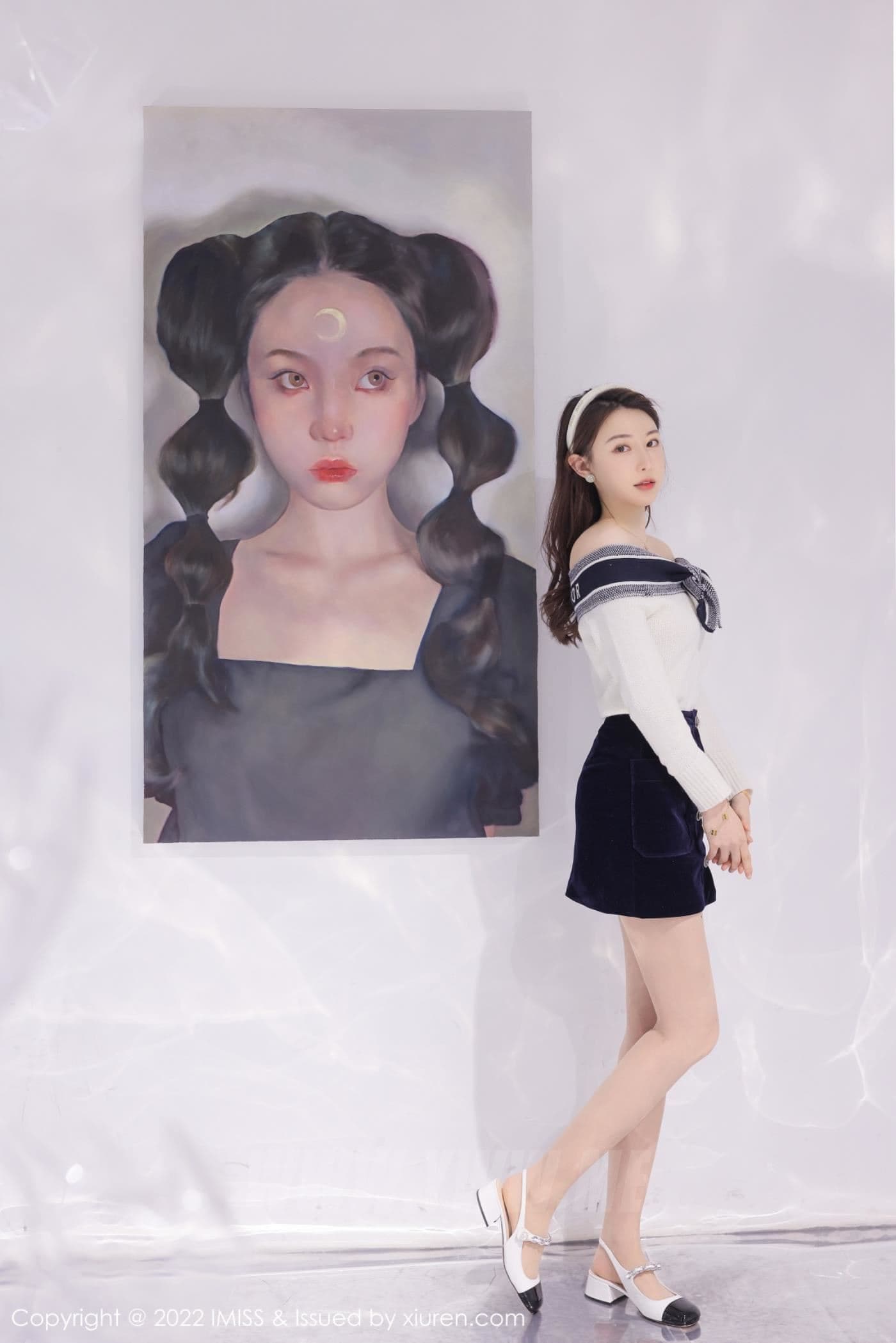IMISS爱蜜社 VOL.704 Lynn刘奕宁 短裙美腿