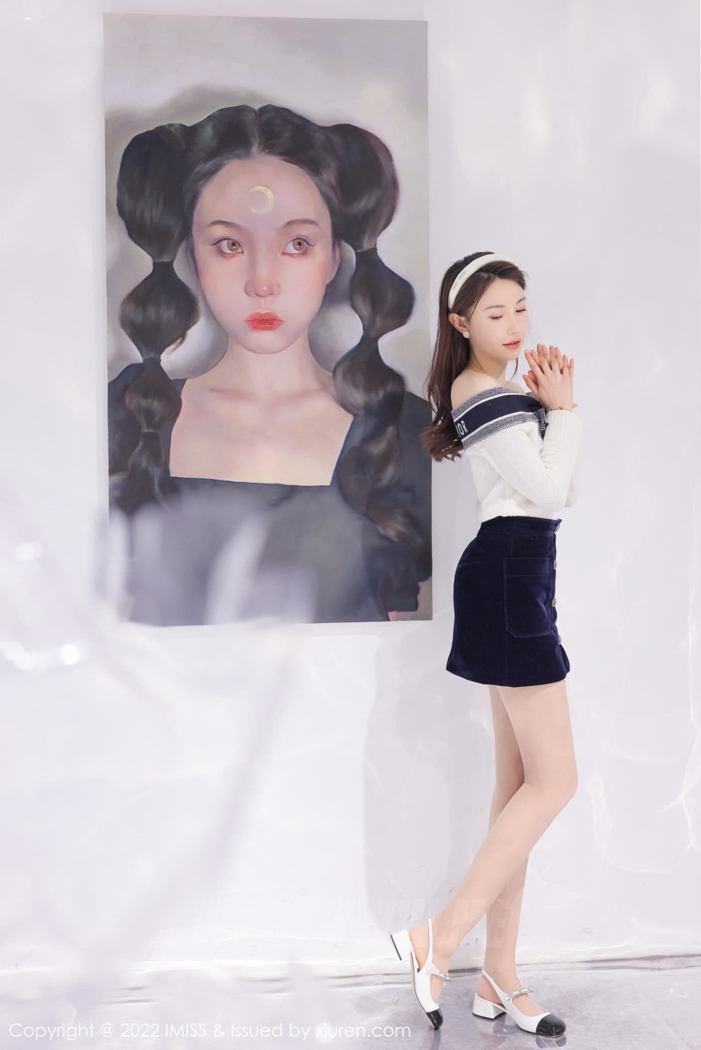 IMISS爱蜜社 VOL.704 Lynn刘奕宁 短裙美腿