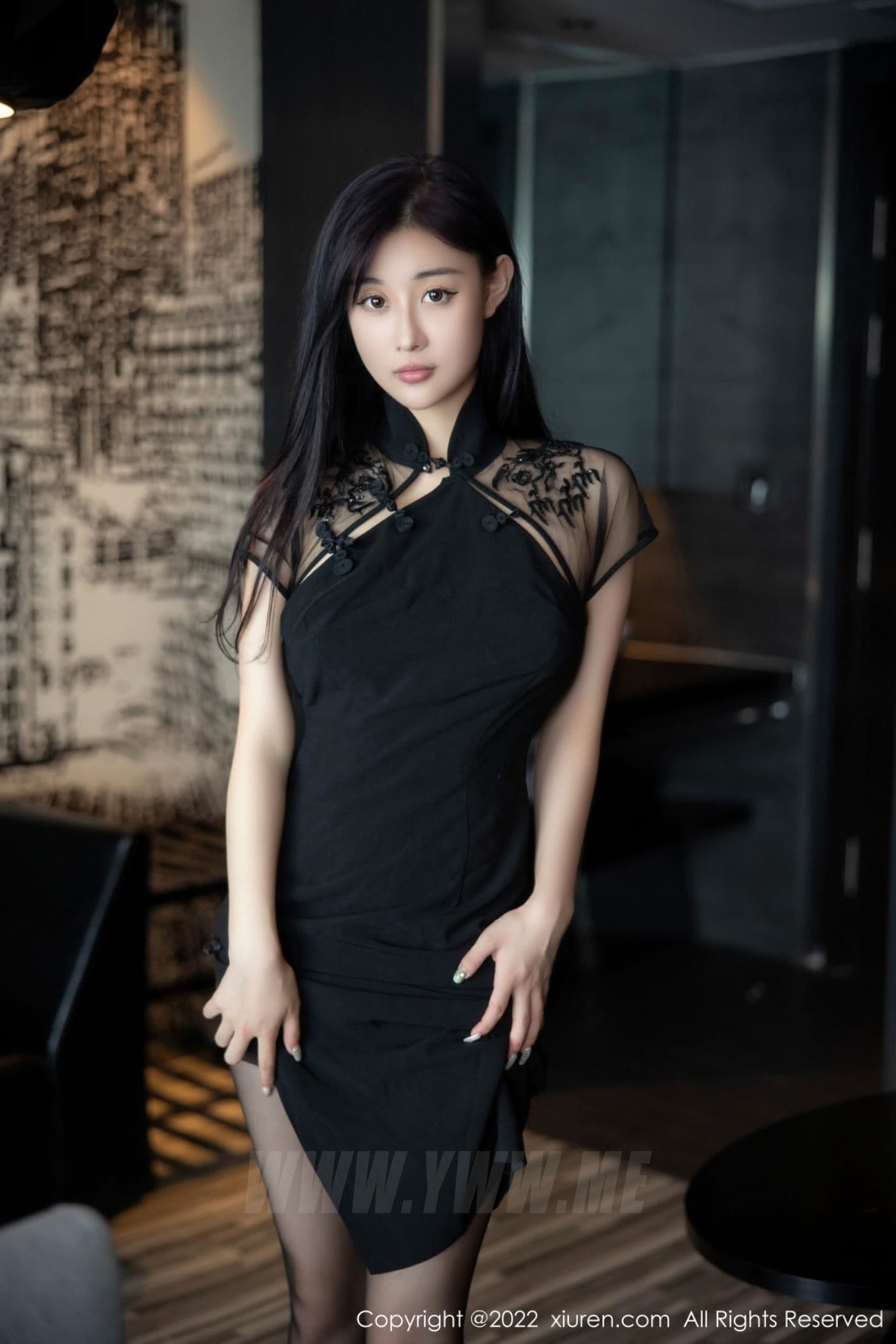 XiuRen秀人网 No.5691 顾楚楚Maily 黑丝美腿