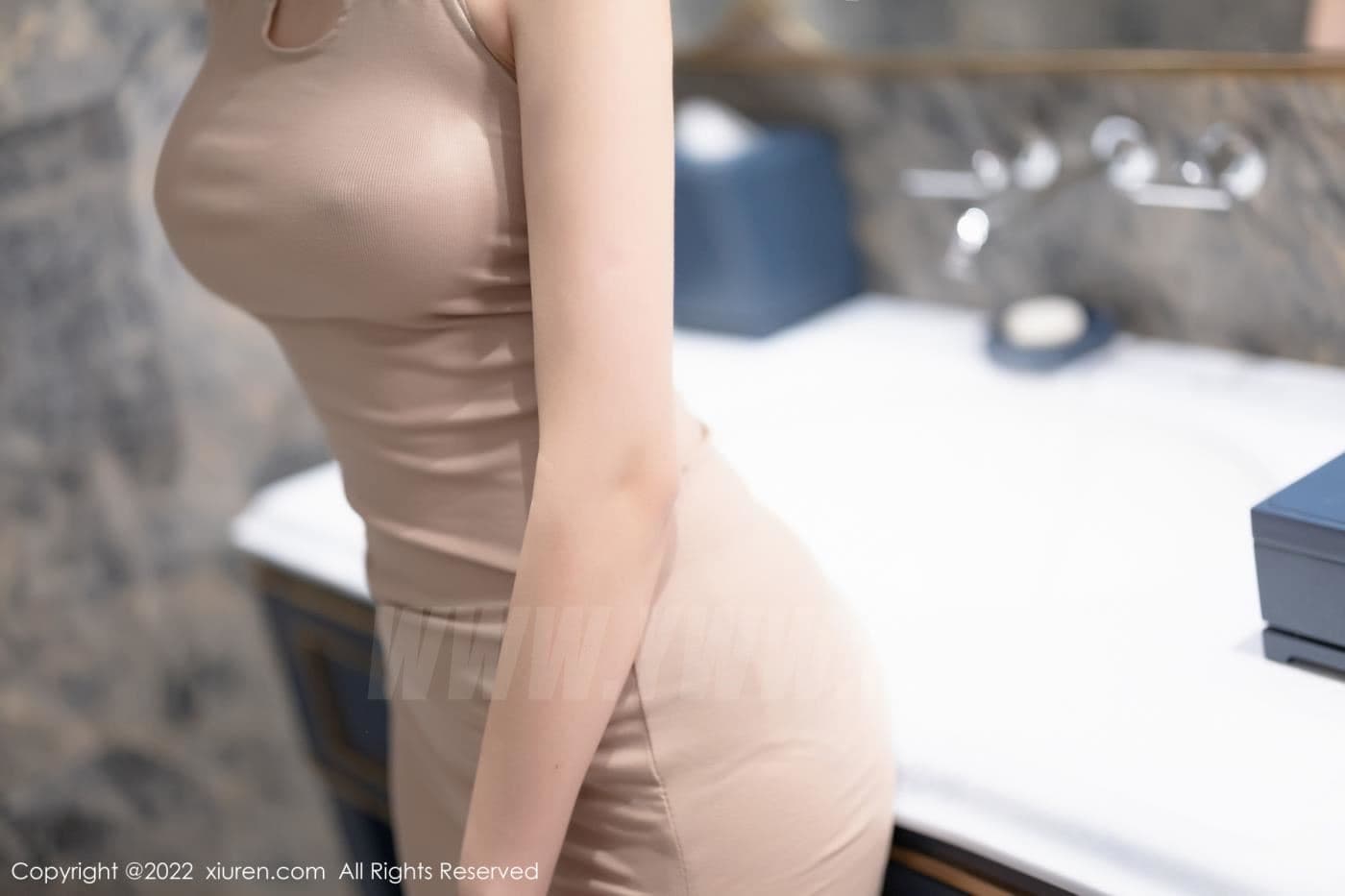 XiuRen秀人网 No.5720 林子遥 丝袜美腿