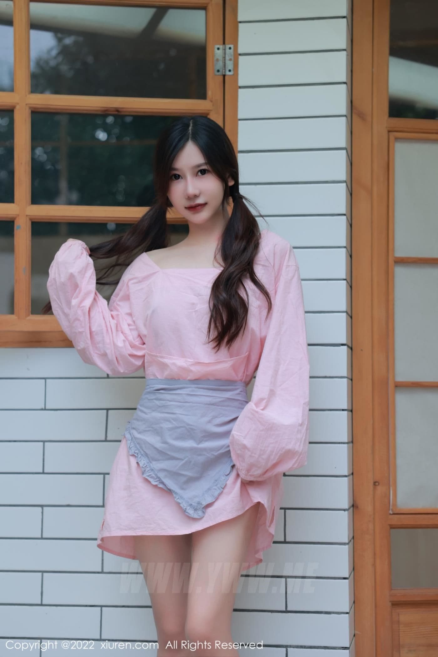 XiuRen秀人网 No.5697 尹甜甜 美腿厨娘