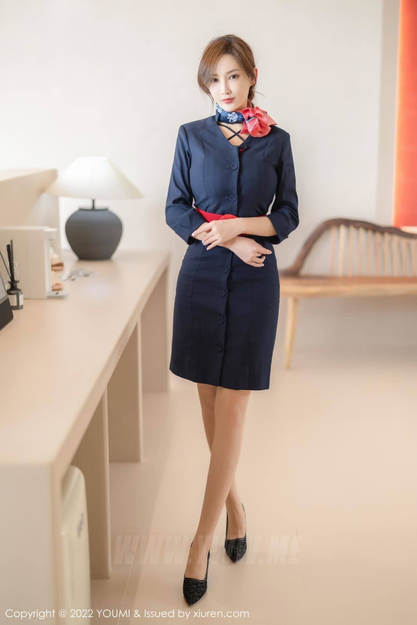 YOUMI尤蜜荟 VOL.858 奶瓶土肥圆矮挫丑黑穷 制服美臀