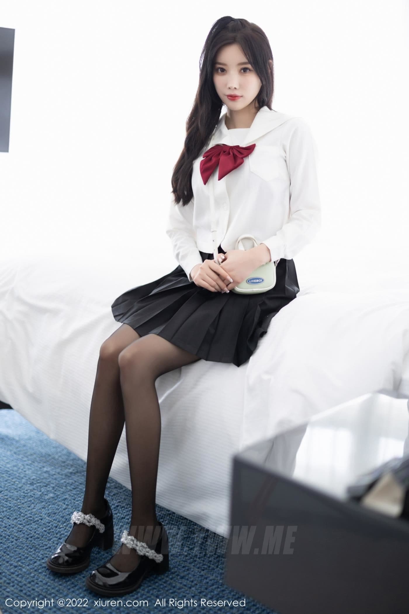 XiuRen秀人网 No.5823 杨晨晨Yome 黑丝美臀