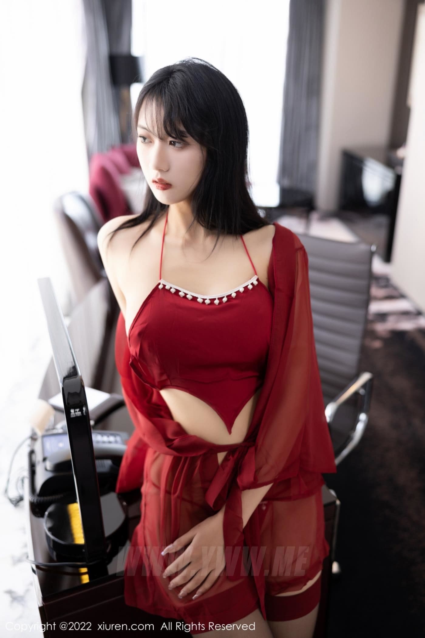 XiuRen秀人网 No.5850 林子遥 美腿丝袜