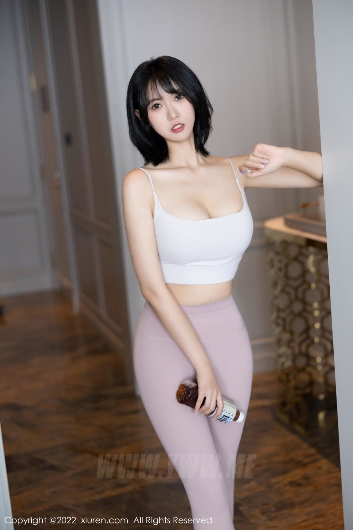 XiuRen秀人网 No.5885 林子遥 瑜伽服美腿