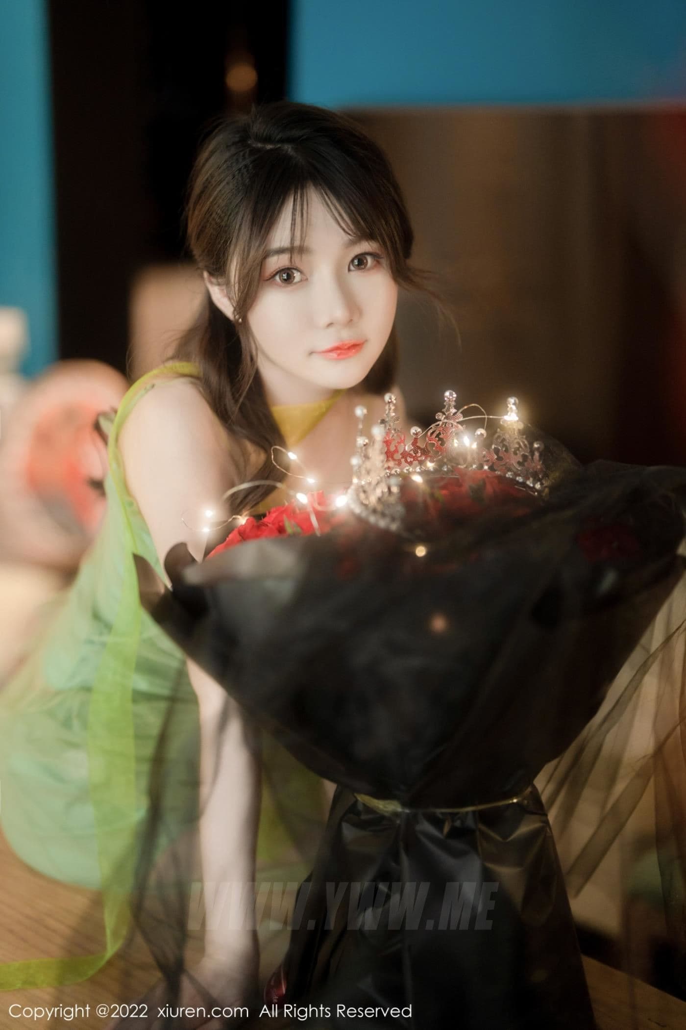 XiuRen秀人网 No.5875 婠婠么 丰腴美臀
