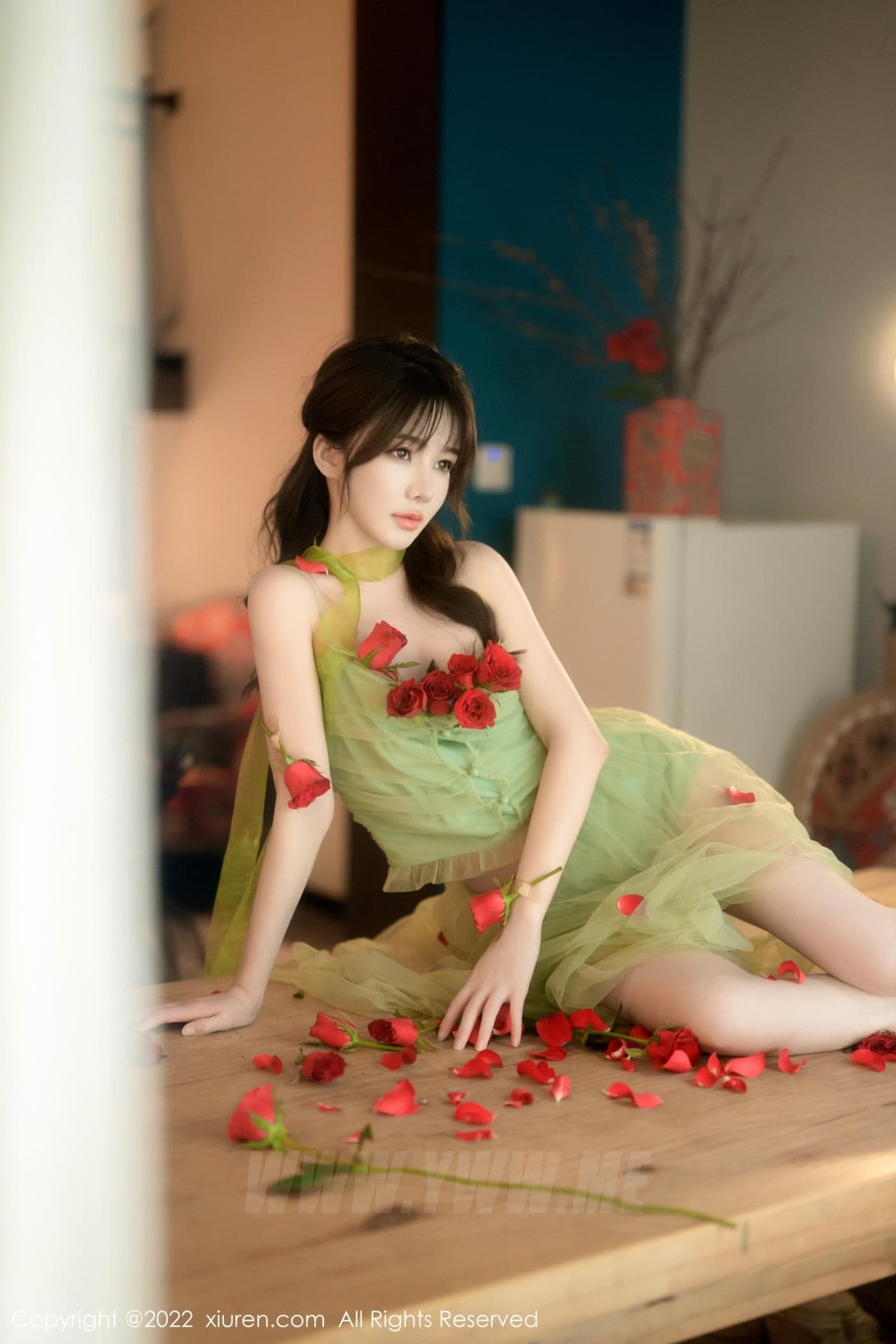 XiuRen秀人网 No.5875 婠婠么 丰腴美臀