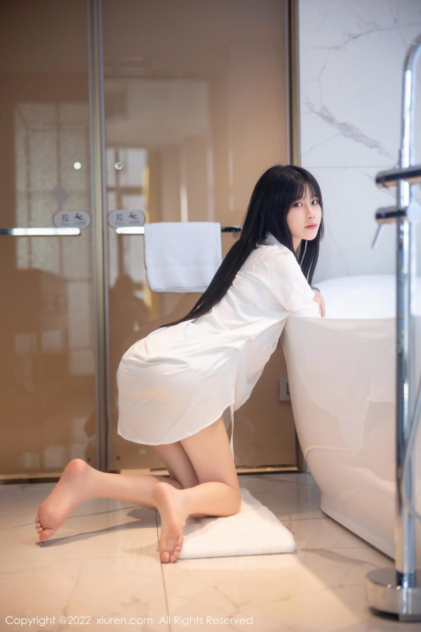 XiuRen秀人网 No.5909 77qiqi 浴缸美腿