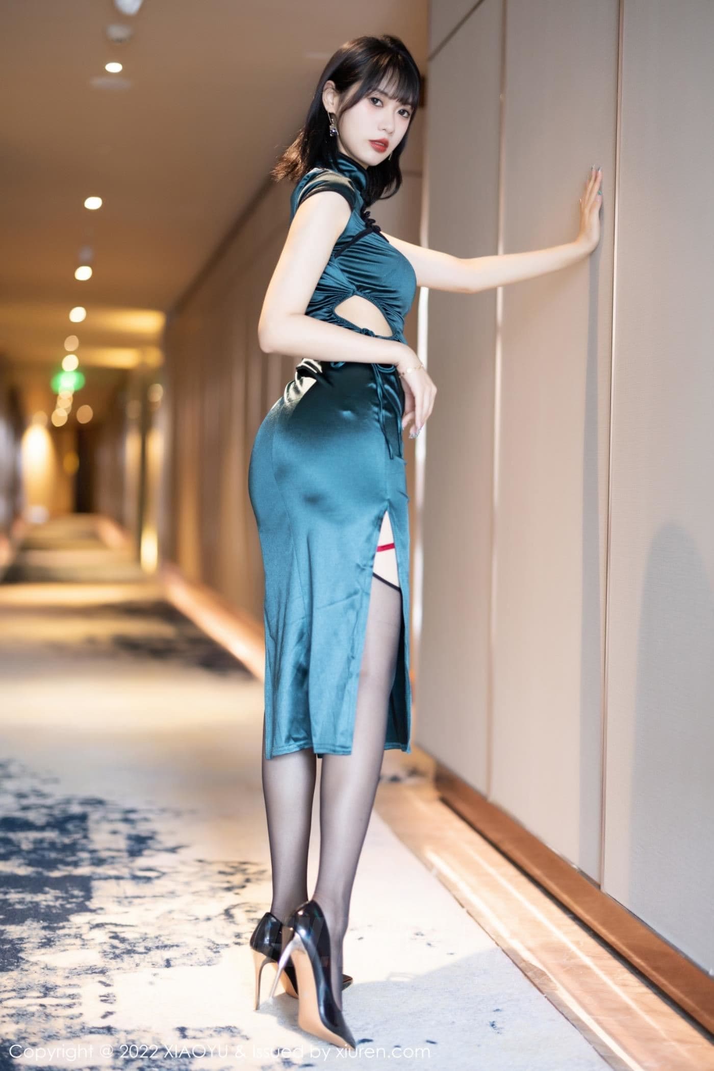 XIAOYU语画界 VOL.920 林子遥 旗袍黑丝
