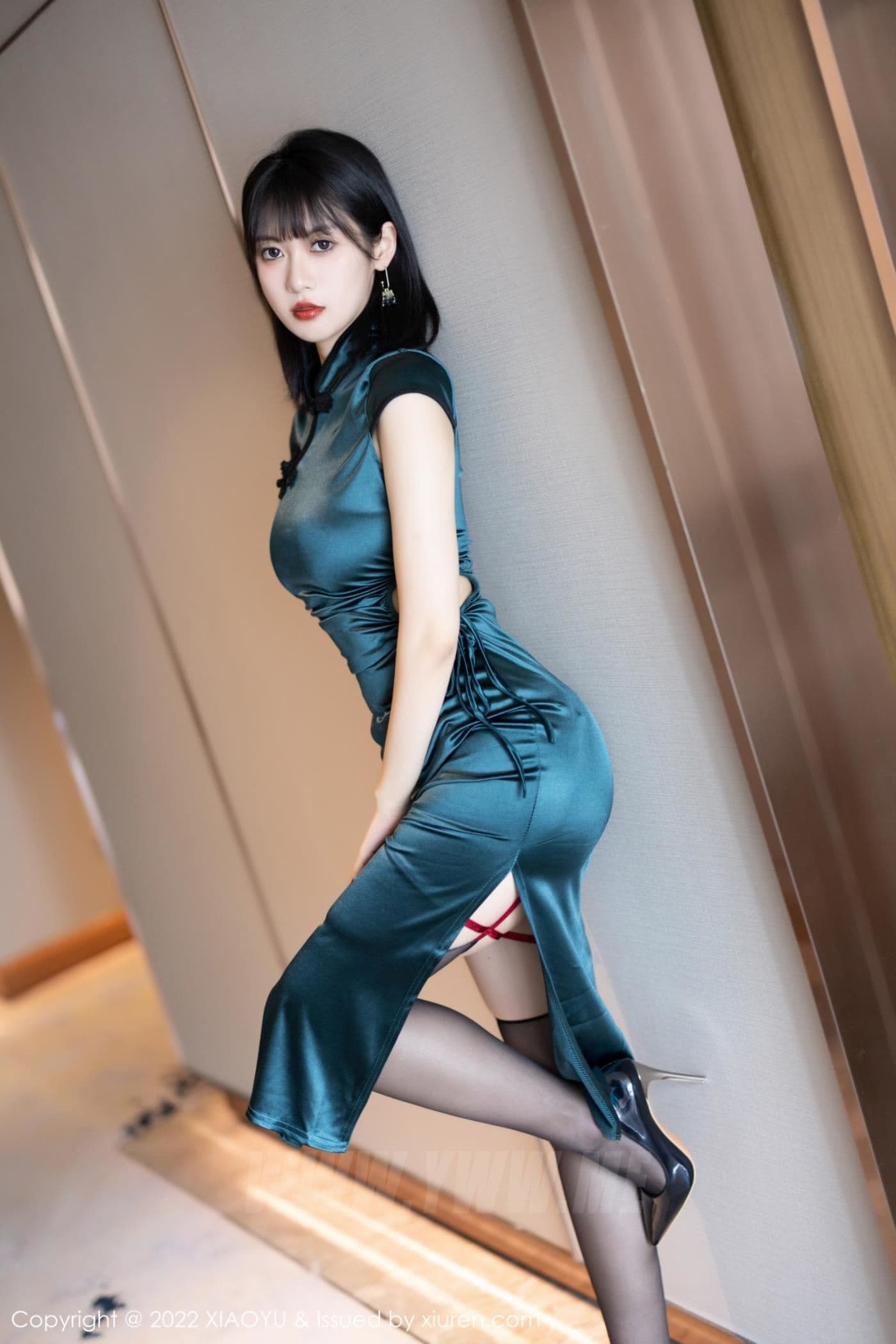 XIAOYU语画界 VOL.920 林子遥 旗袍黑丝