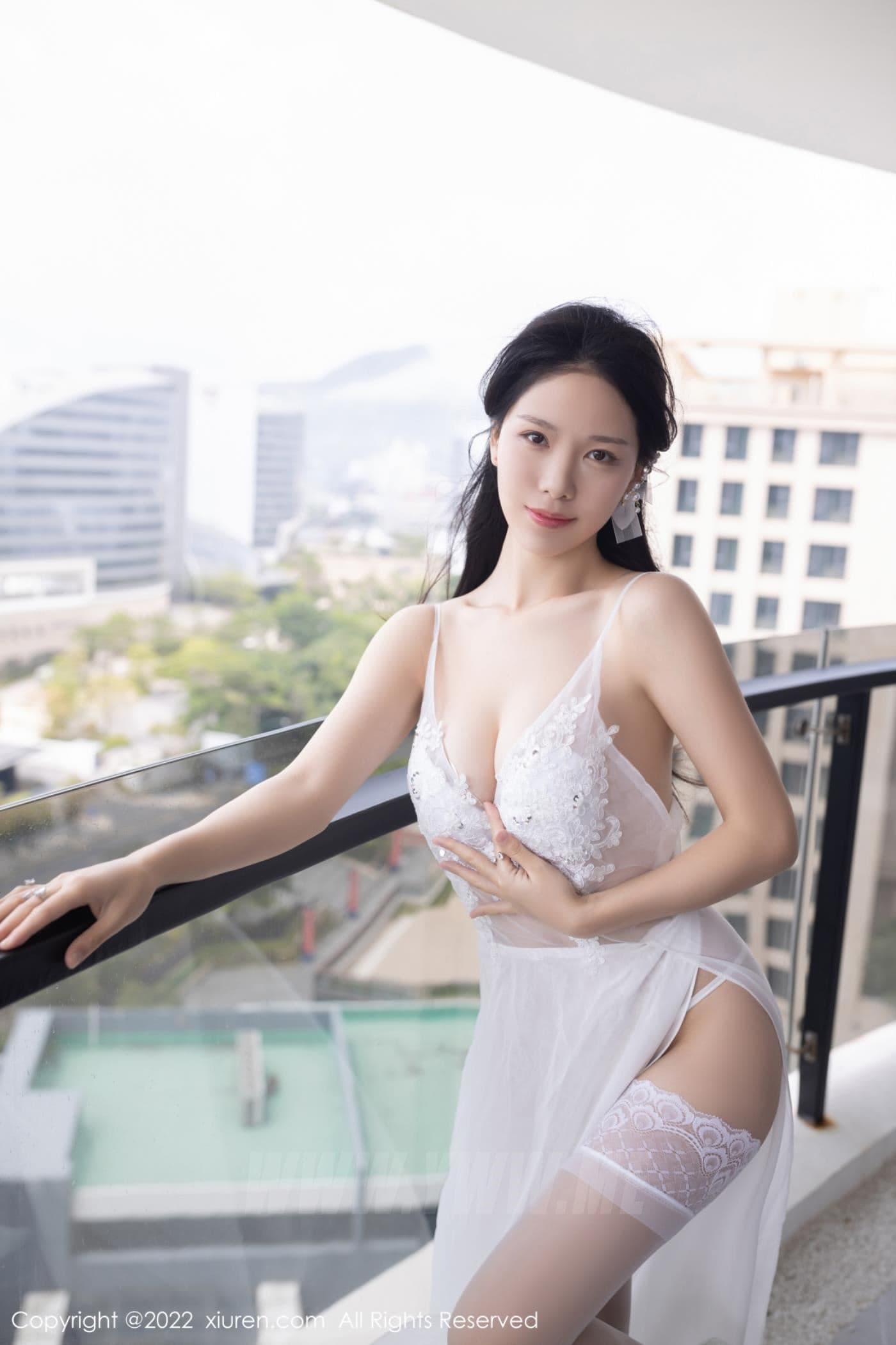 XiuRen秀人网 No.5965 利世 婚纱美腿