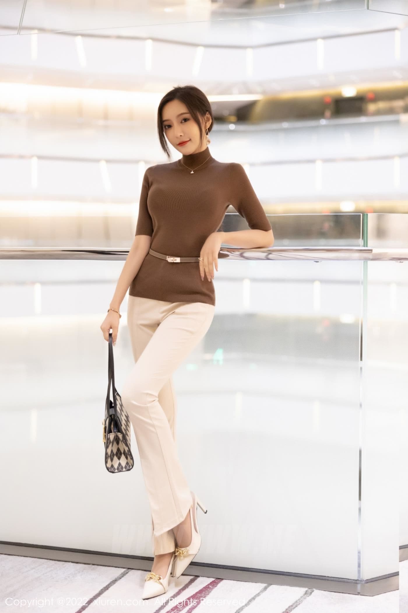 XiuRen秀人网 No.5978 王馨瑶yanni 时尚美腿