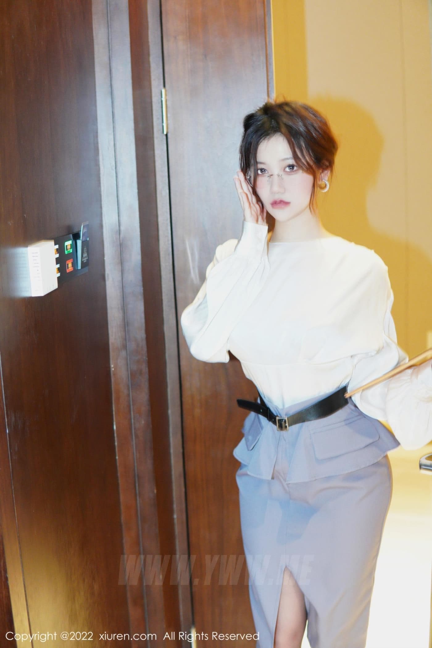 XiuRen秀人网 No.6028 奈奈子 新人美腿