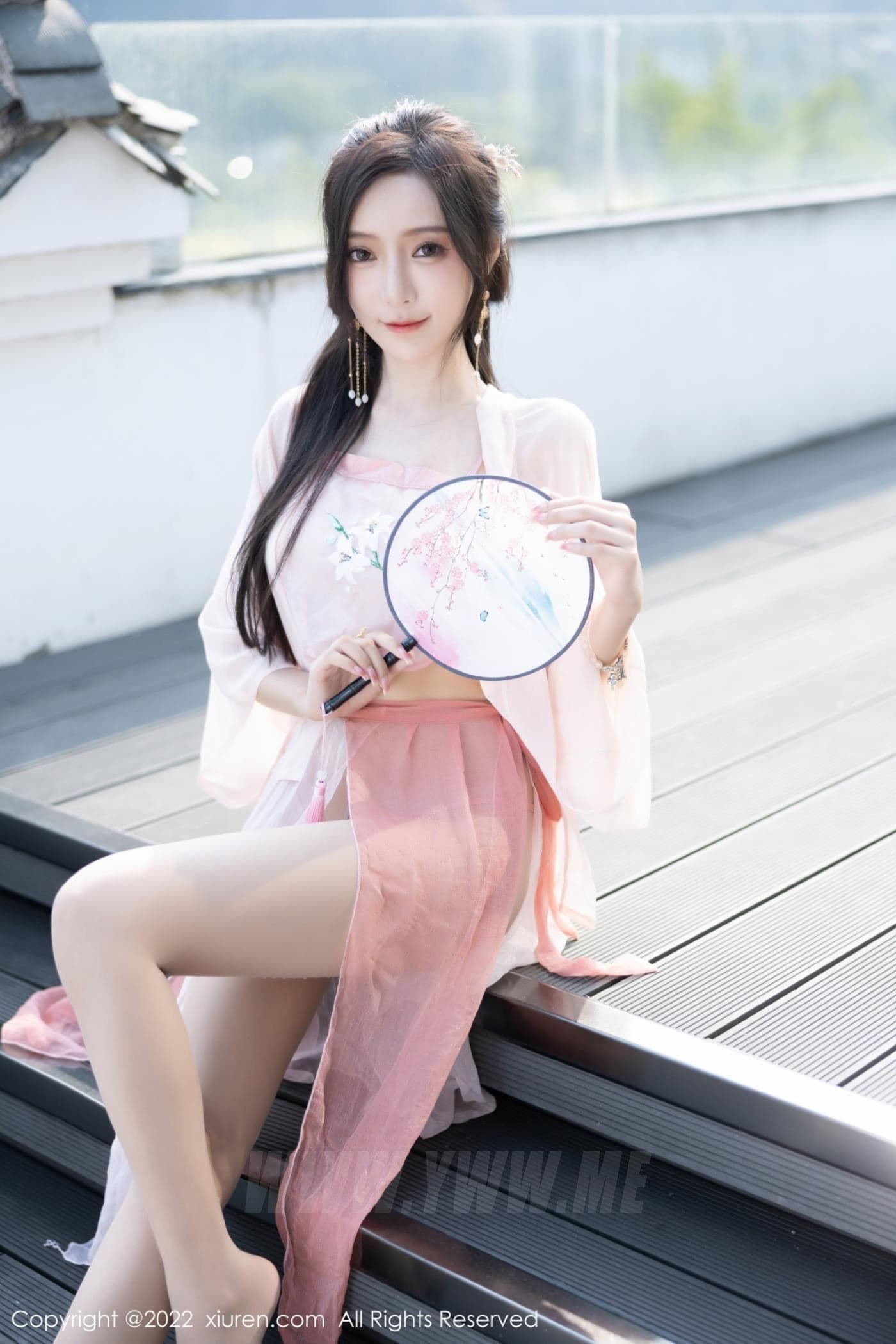 XiuRen秀人网 No.6040 王馨瑶yanni 古装美腿