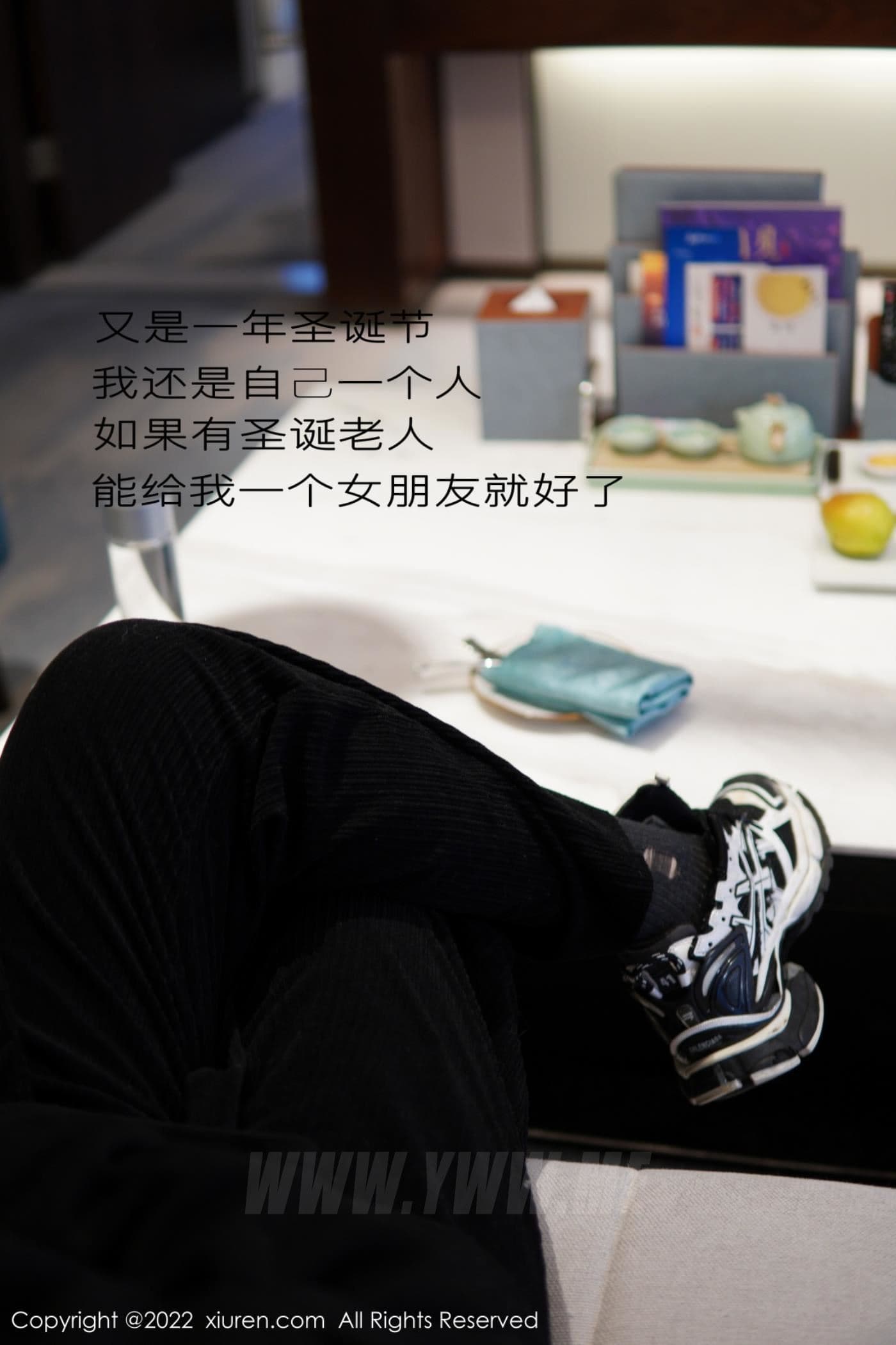 XiuRen秀人网 No.6022 桃桃子_ 新人美腿