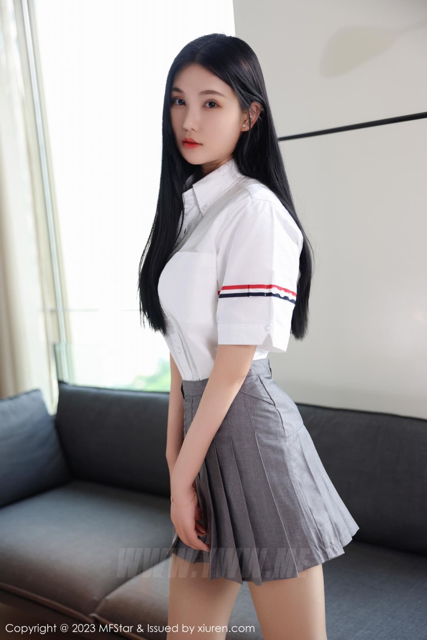 MFStar模范学院 VOL.578 Ai西西里 短裙美腿