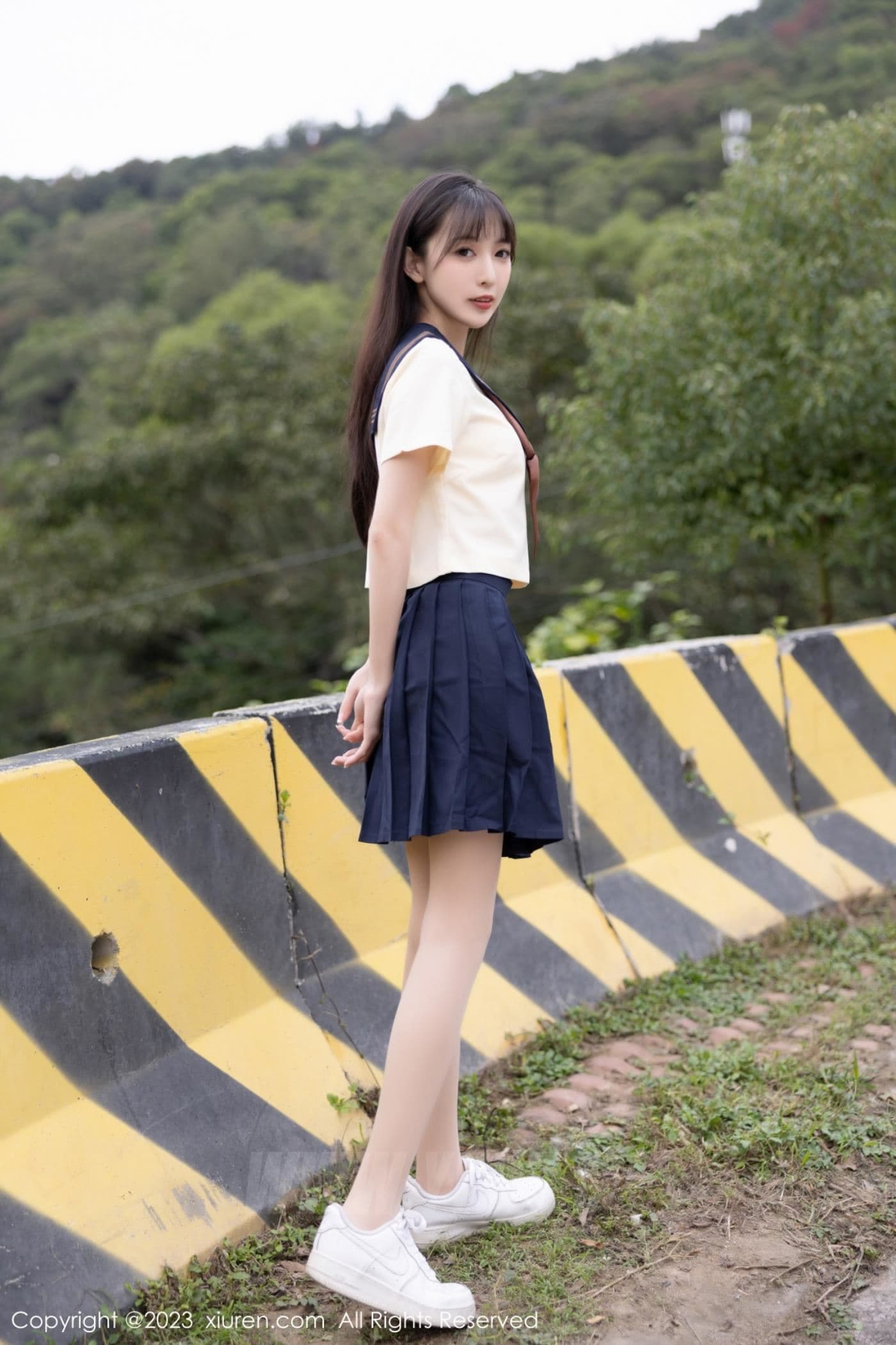 XiuRen秀人网 No.6126 林星阑 制服美腿