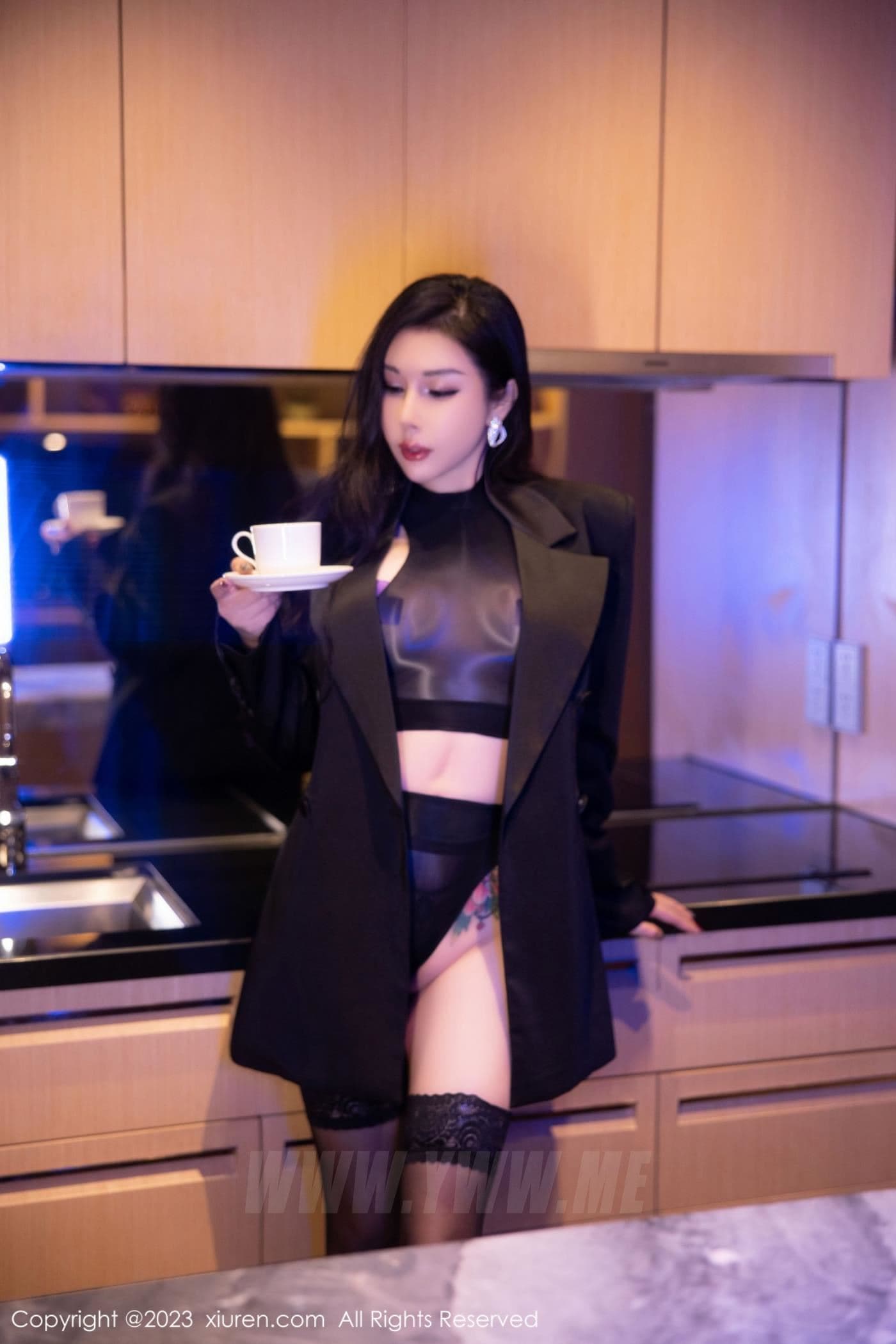XiuRen秀人网 No.6143 田冰冰 黑丝美臀