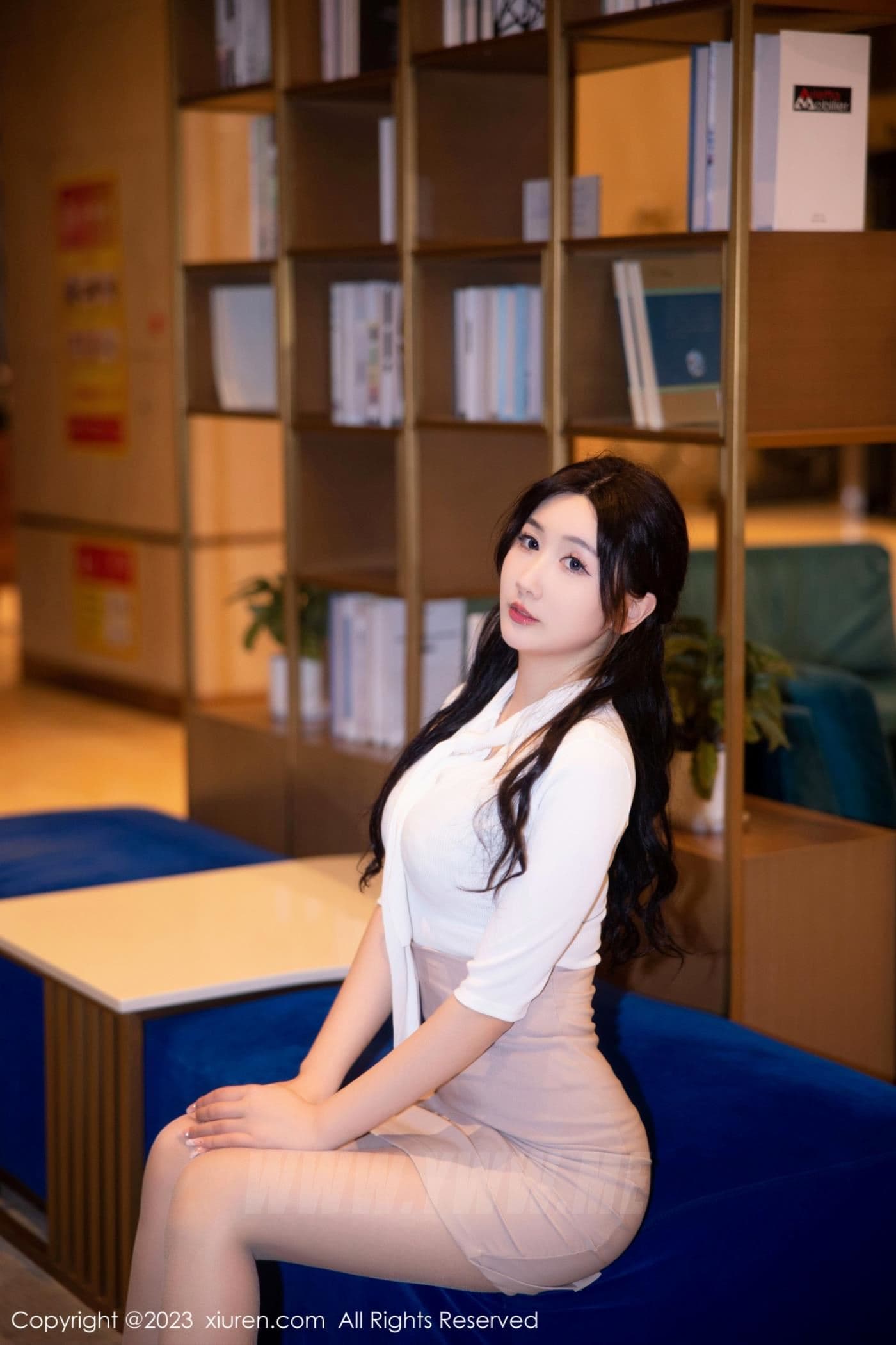 XiuRen秀人网 No.6207 江真真 妩媚美腿
