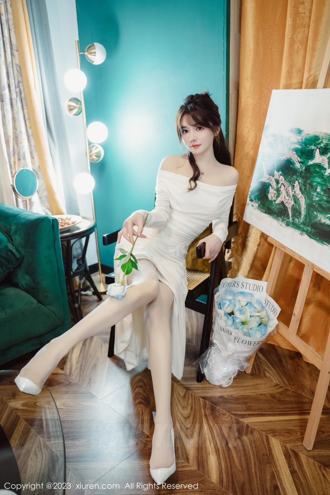 XiuRen秀人网 No.6182 婠婠么 丝袜美腿