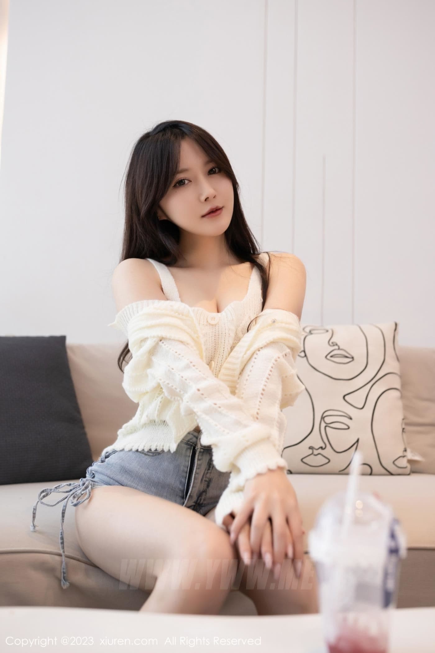 XiuRen秀人网 No.6216 鱼子酱Fish 牛仔裤美臀