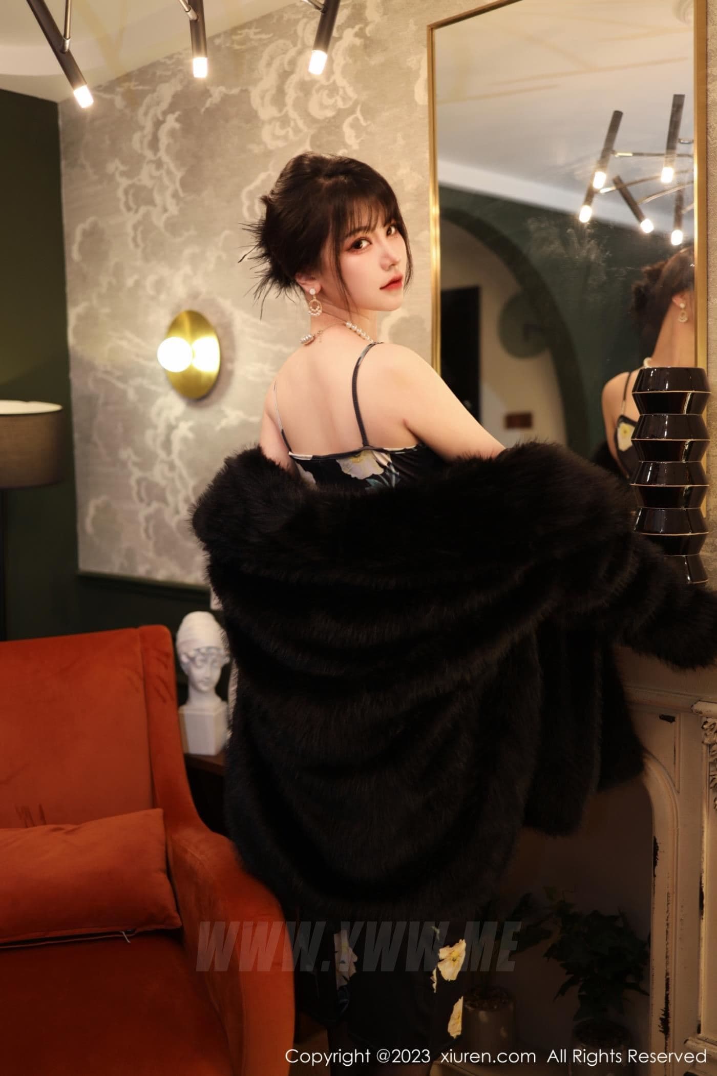 XiuRen秀人网 No.6220 桃桃子_ 黑丝美腿